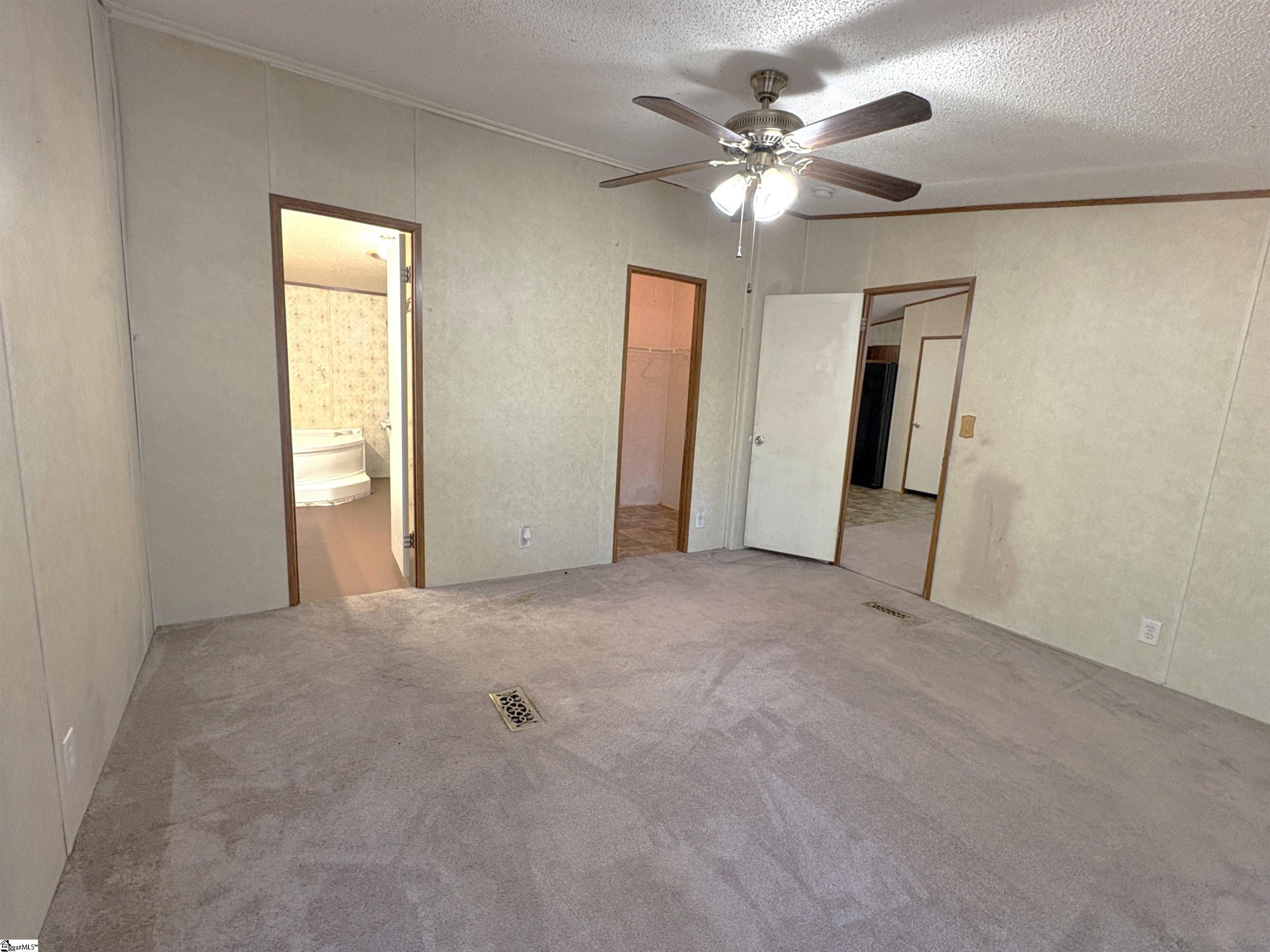 38 Raisinwood Drive Property Photo 16