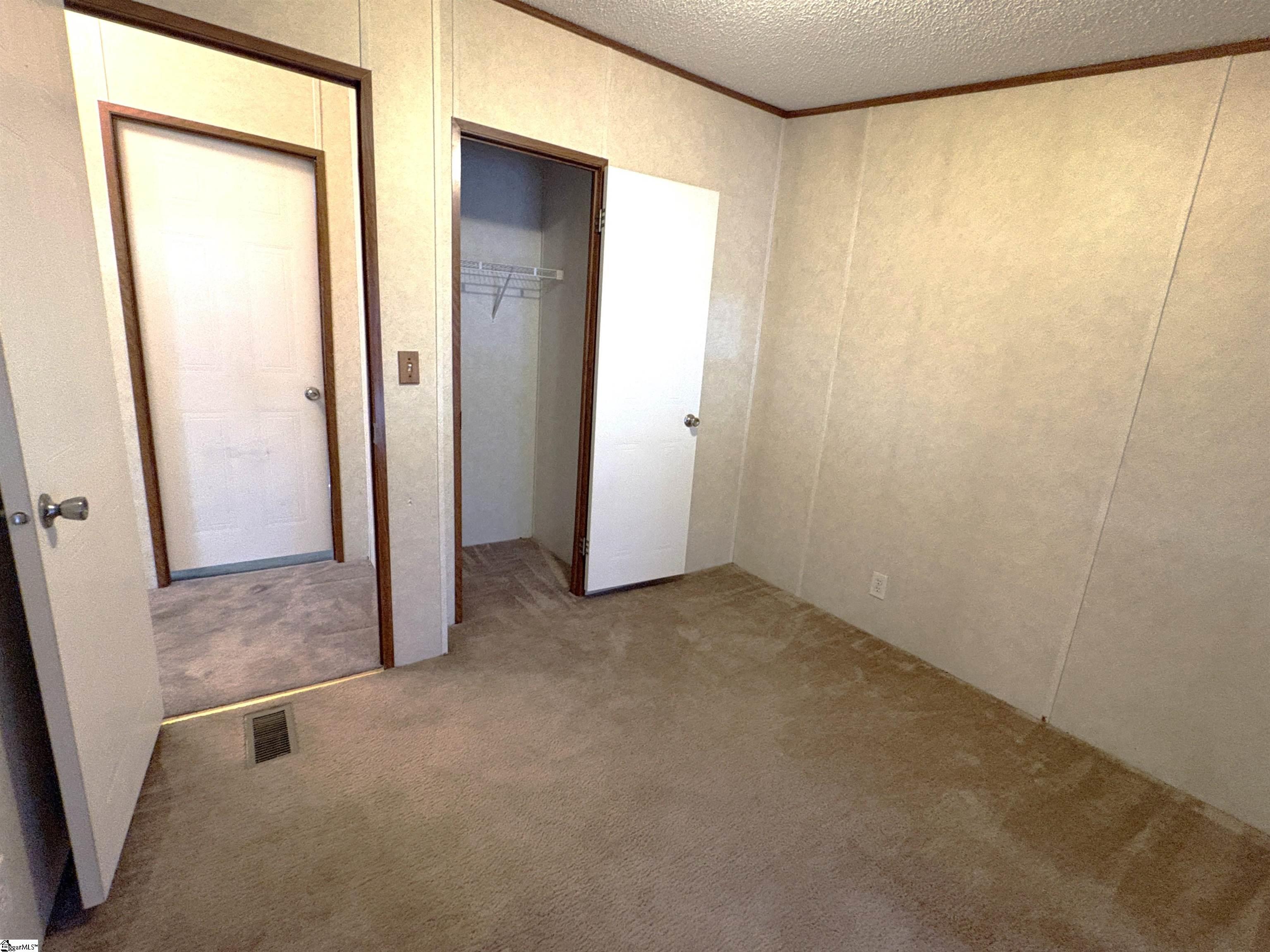 38 Raisinwood Drive Property Photo 24