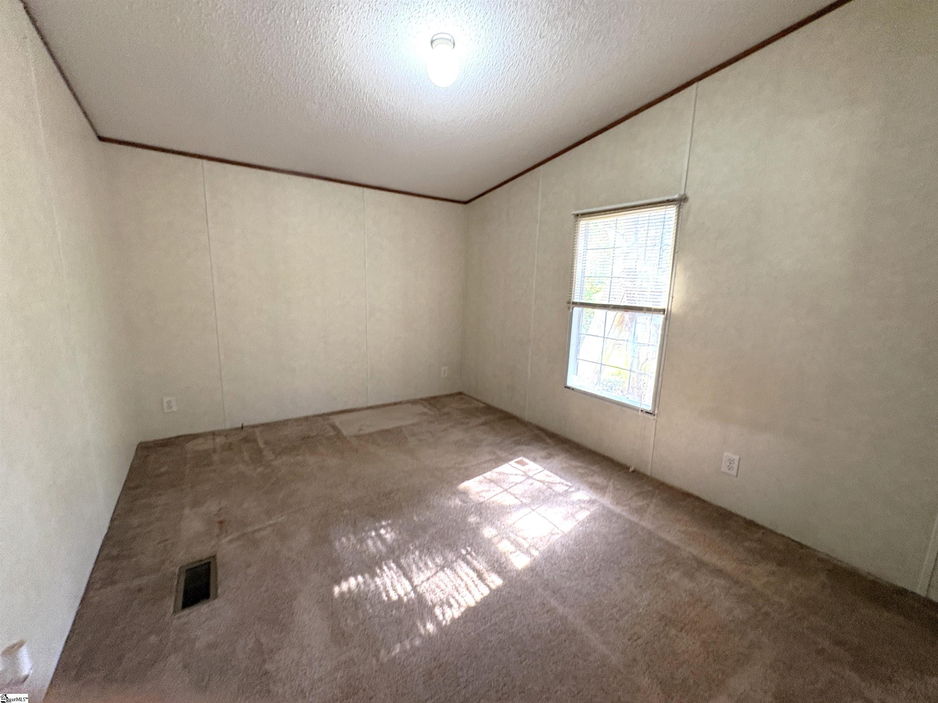 38 Raisinwood Drive Property Photo 27