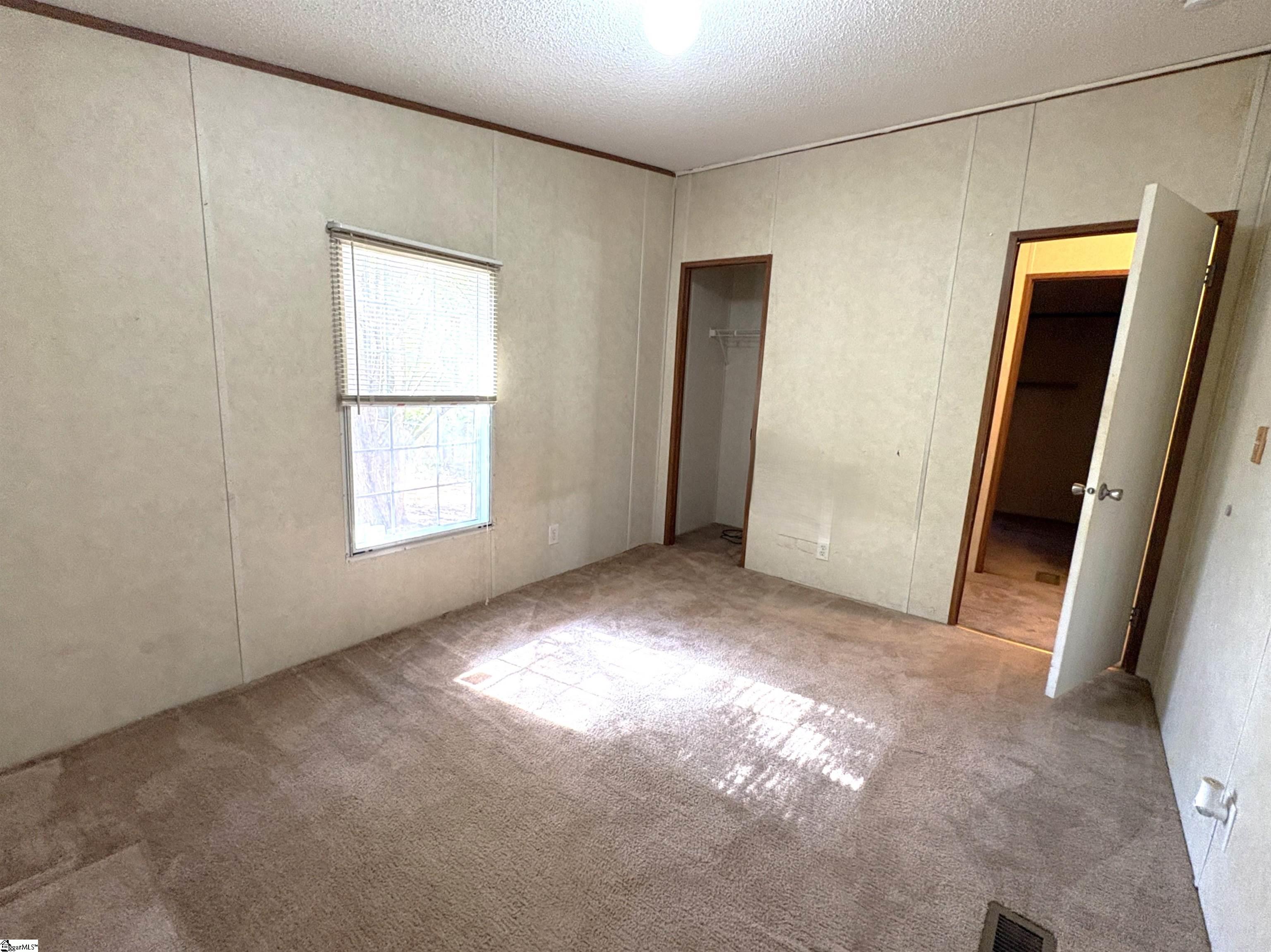 38 Raisinwood Drive Property Photo 28
