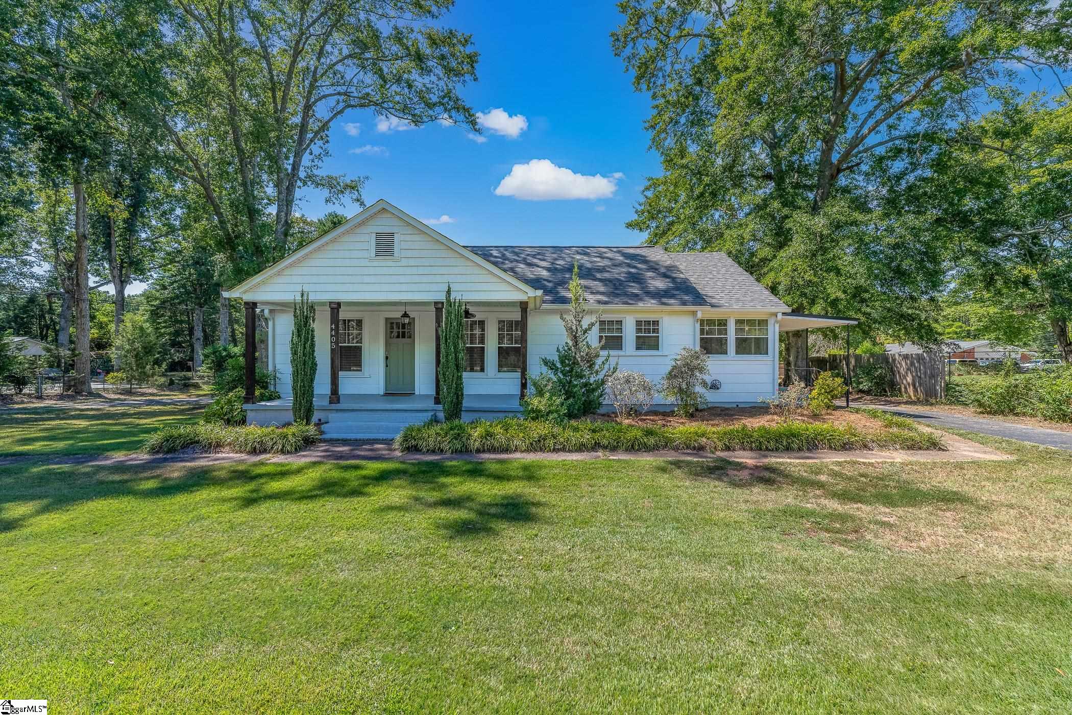 4405 Old Buncombe Road Property Photo 1