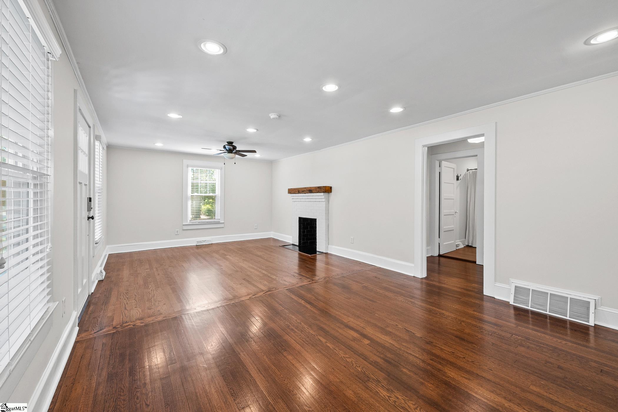 4405 Old Buncombe Road Property Photo 17
