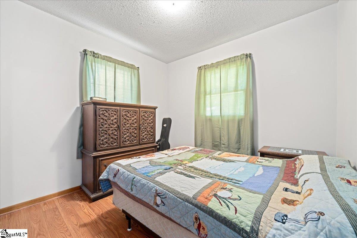 8 Cross Street Property Photo 17