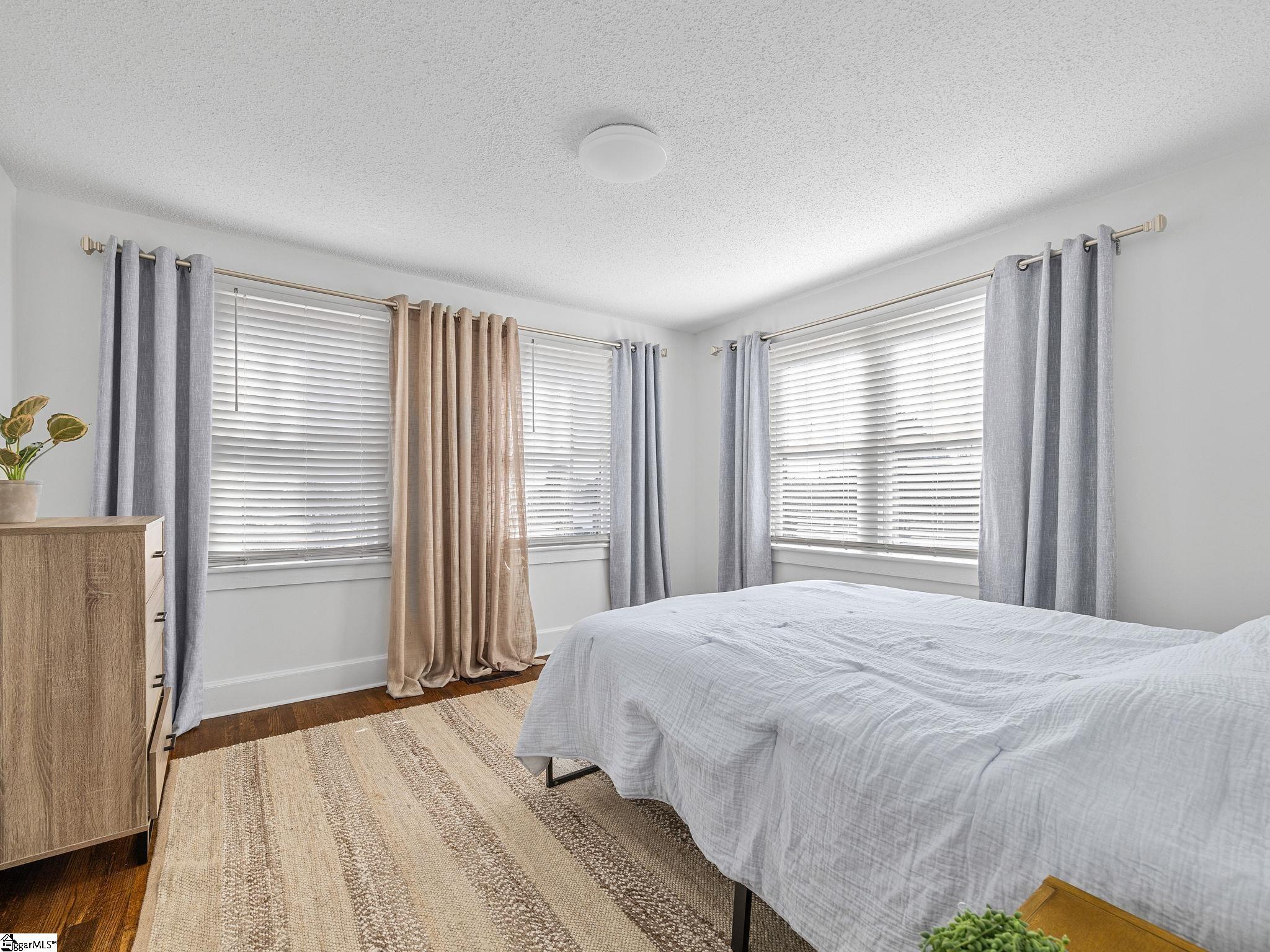 129 Spring Street Property Photo 16