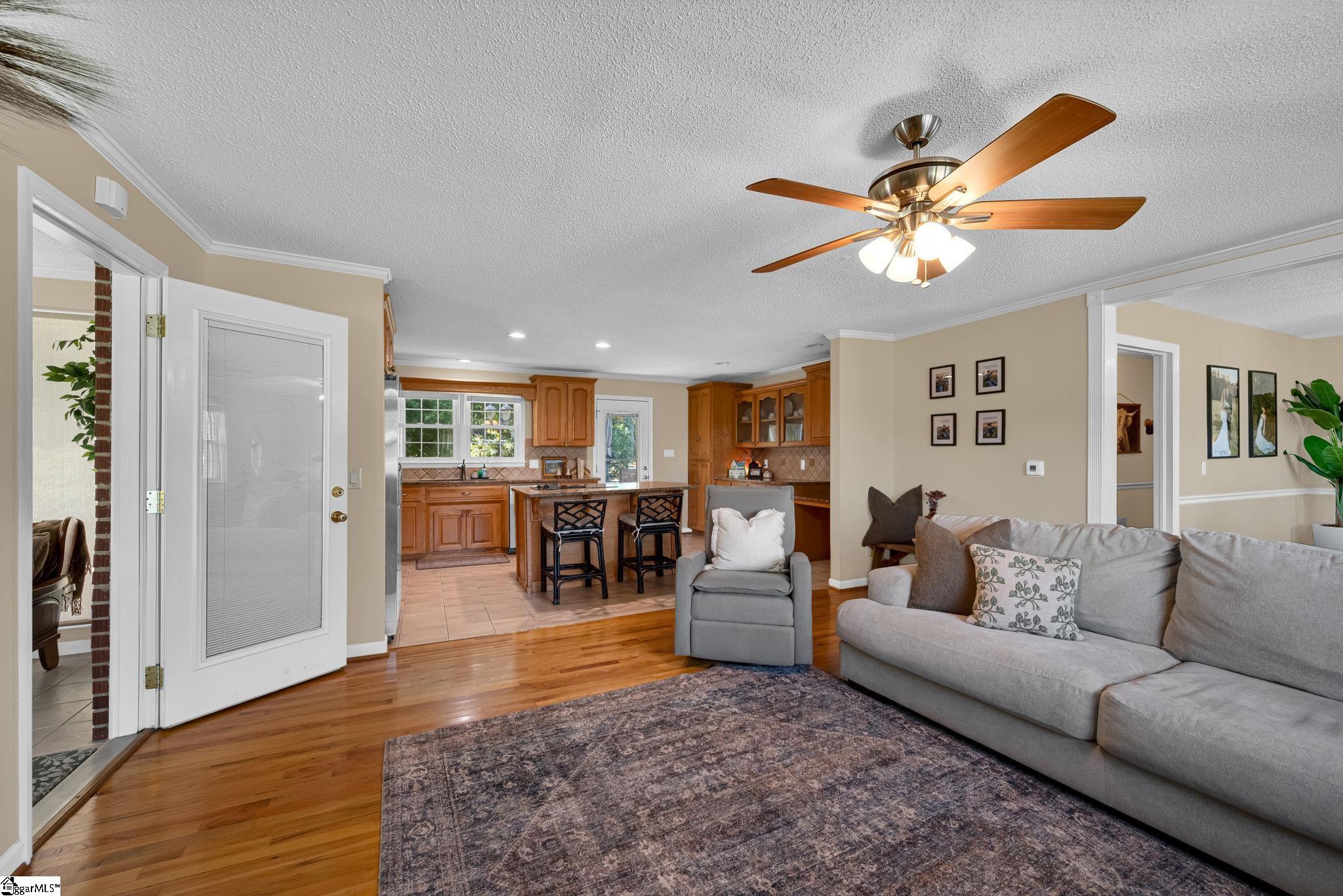 4503 Keowee Road Property Photo 9