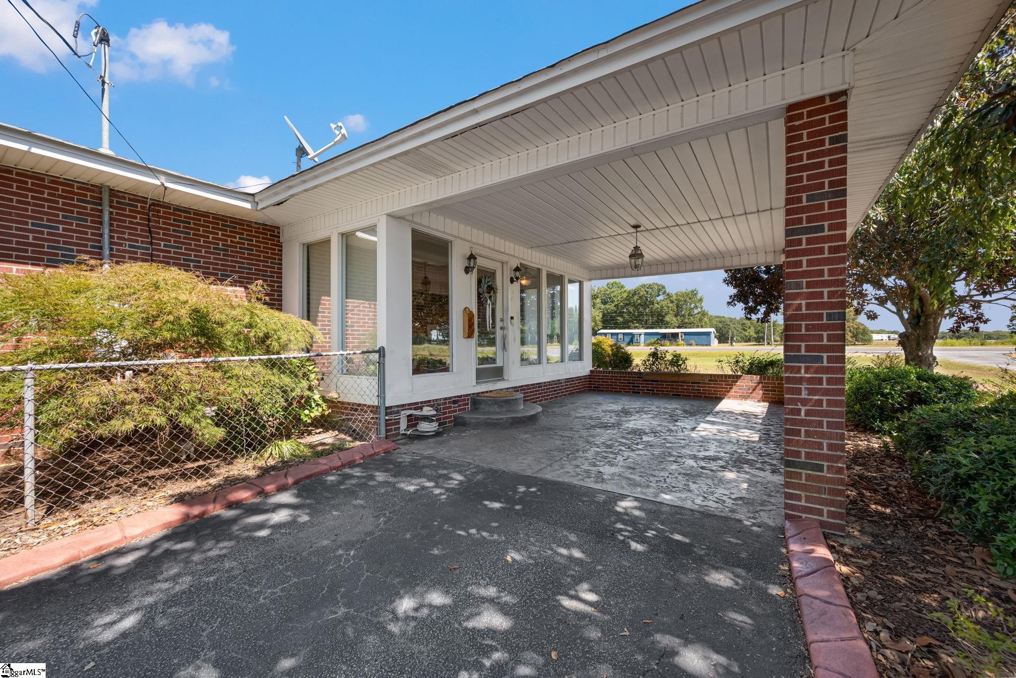 4503 Keowee Road Property Photo 23