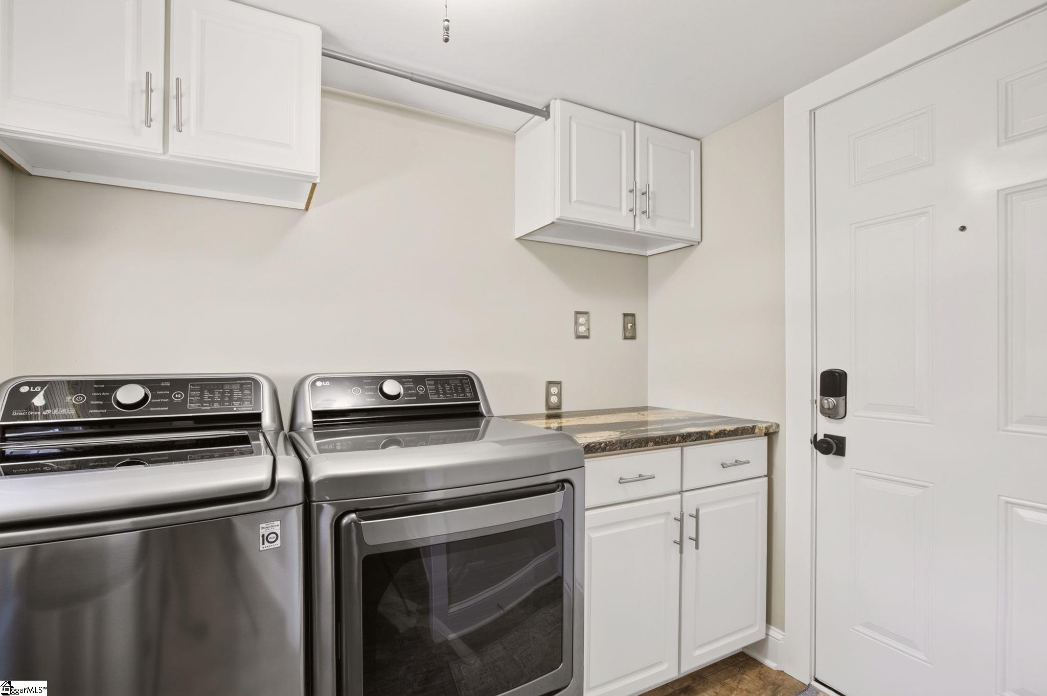 301 Carolina Avenue Property Photo 25