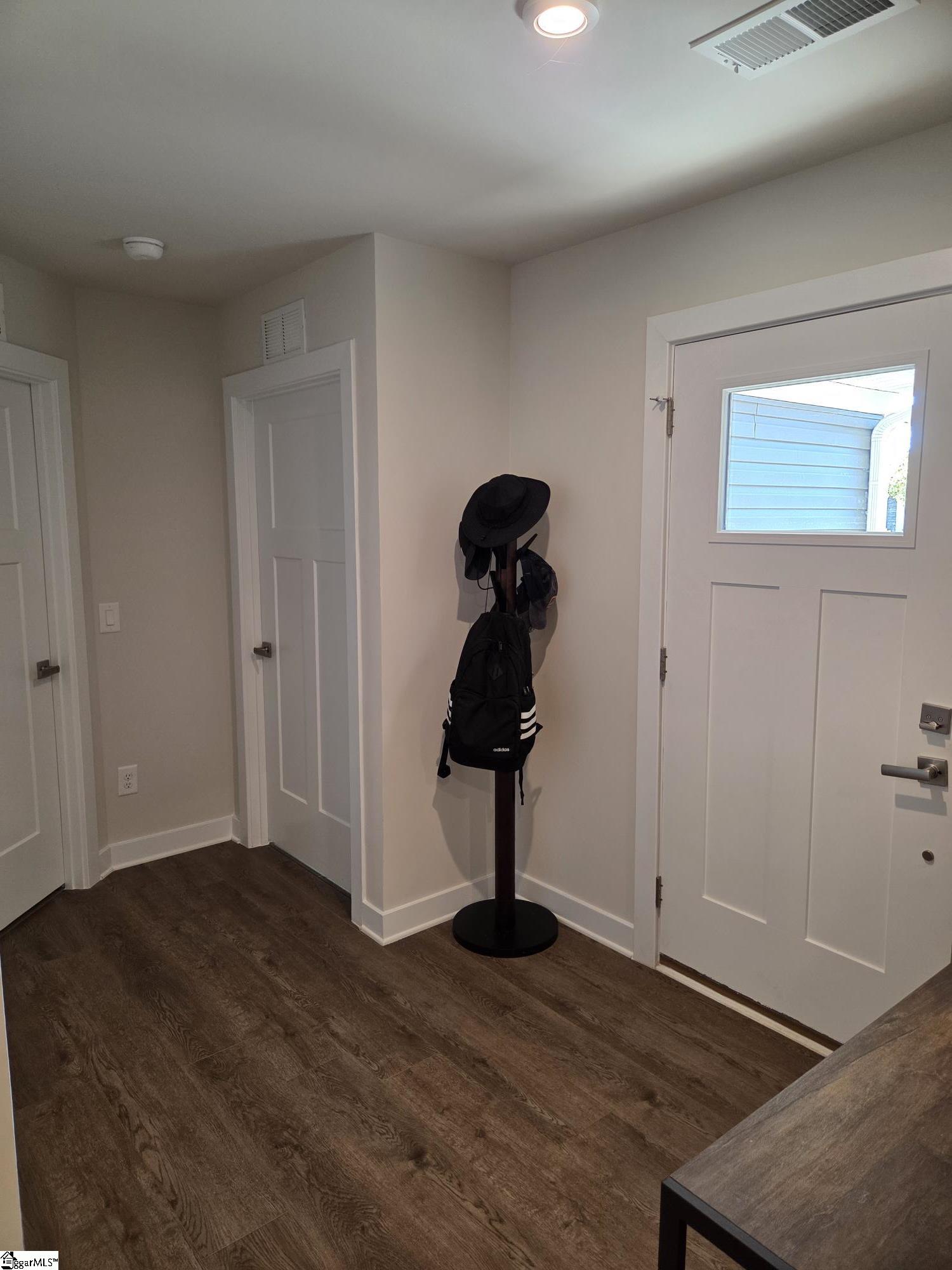 705 John Anderson Drive Property Photo 14