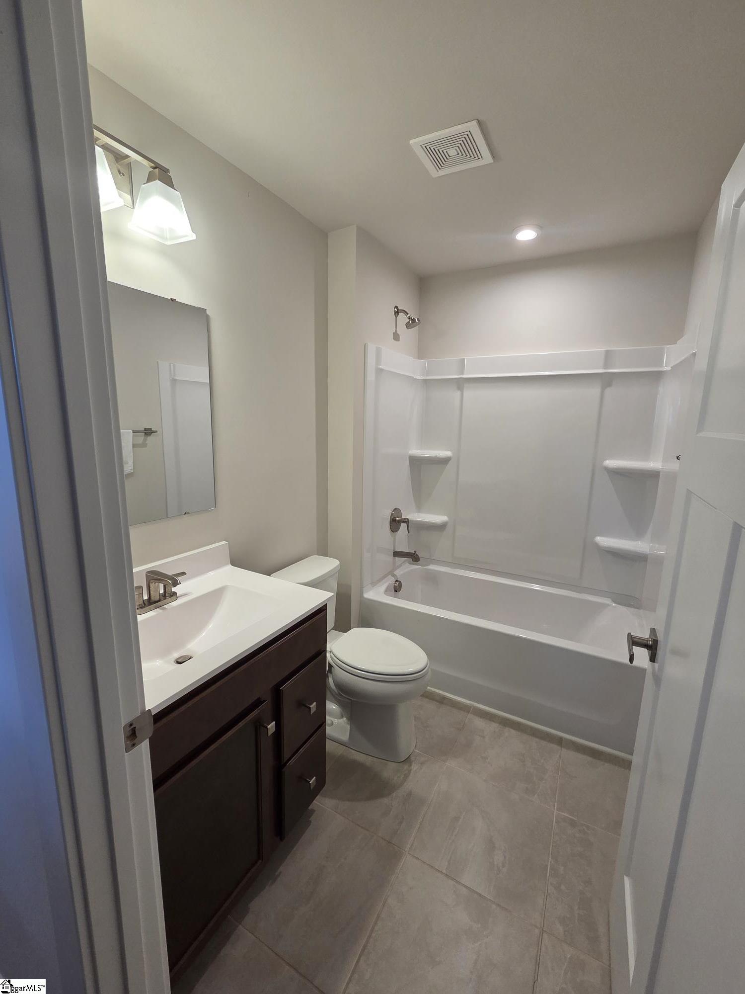 705 John Anderson Drive Property Photo 23