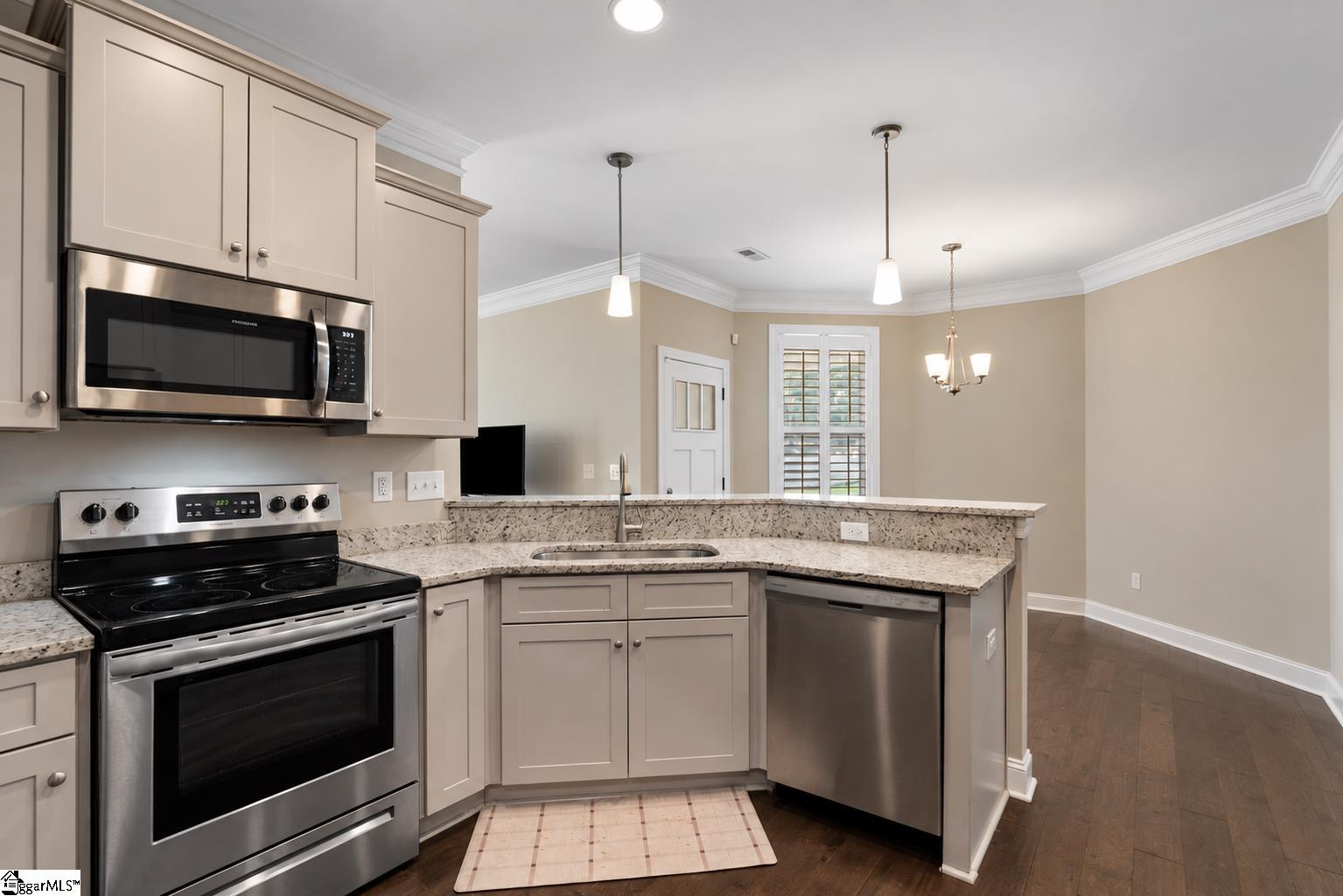 101 Carolina Drive Property Photo 18