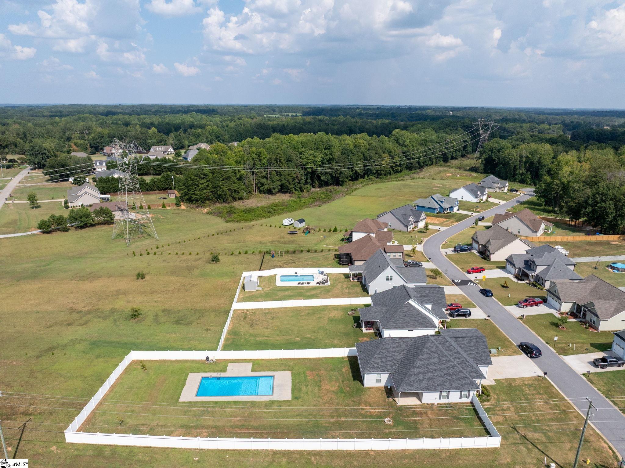 101 Carolina Drive Property Photo 36