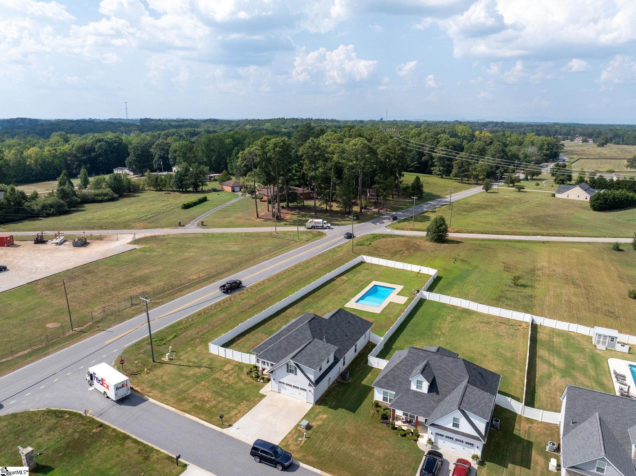 101 Carolina Drive Property Photo 39