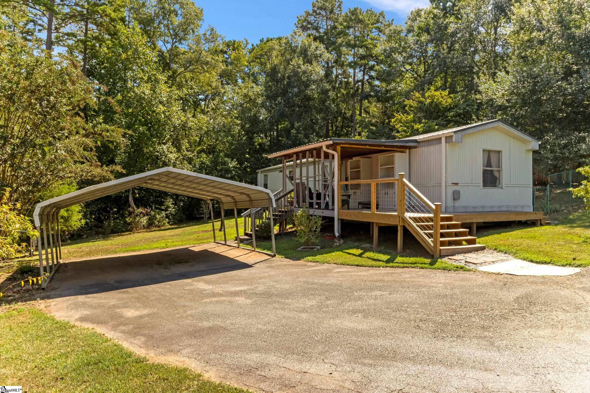 506 Charlies Creek Road Property Photo 1