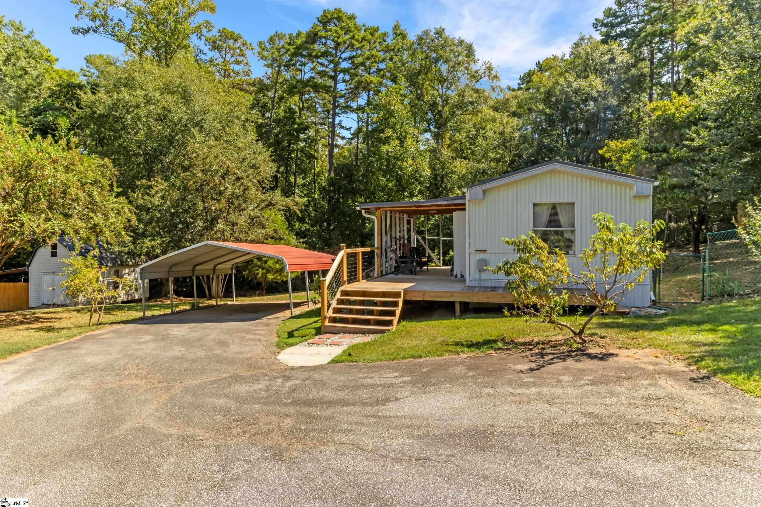 506 Charlies Creek Road Property Photo 2