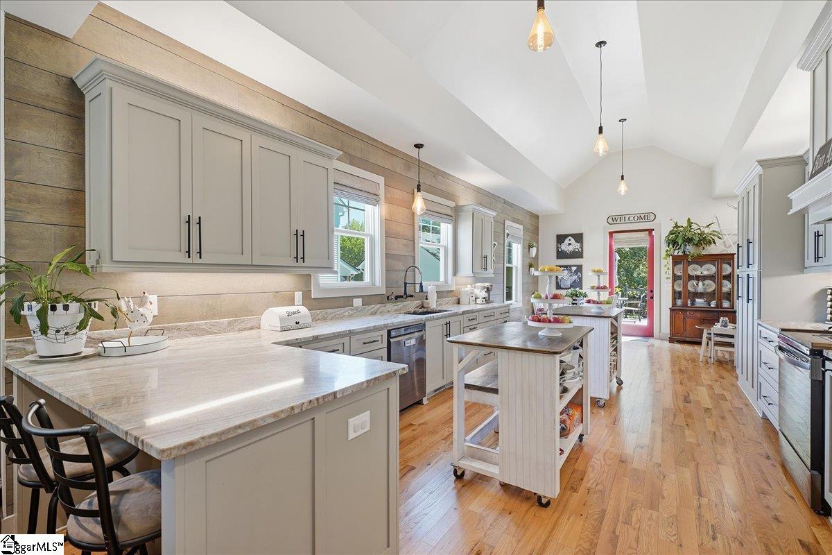 354 Old Rutherford Road Property Photo 11
