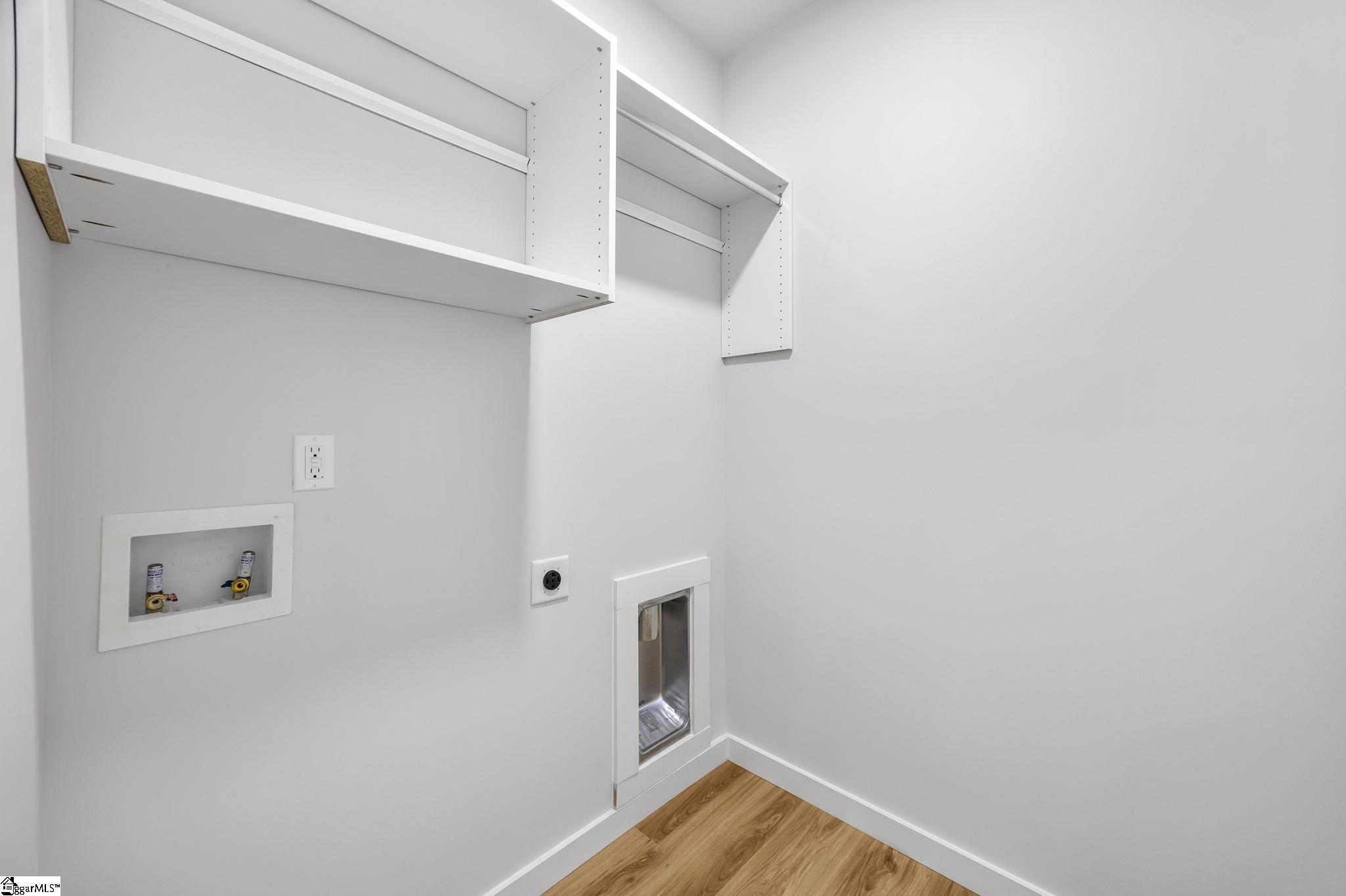 104 Backwater Way Property Photo 13
