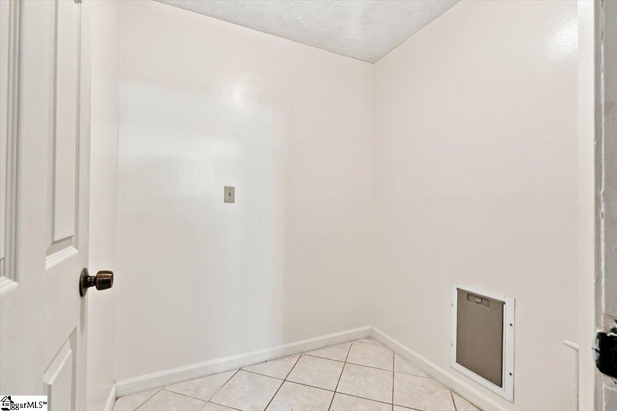 301 Mountain View Court Property Photo 18