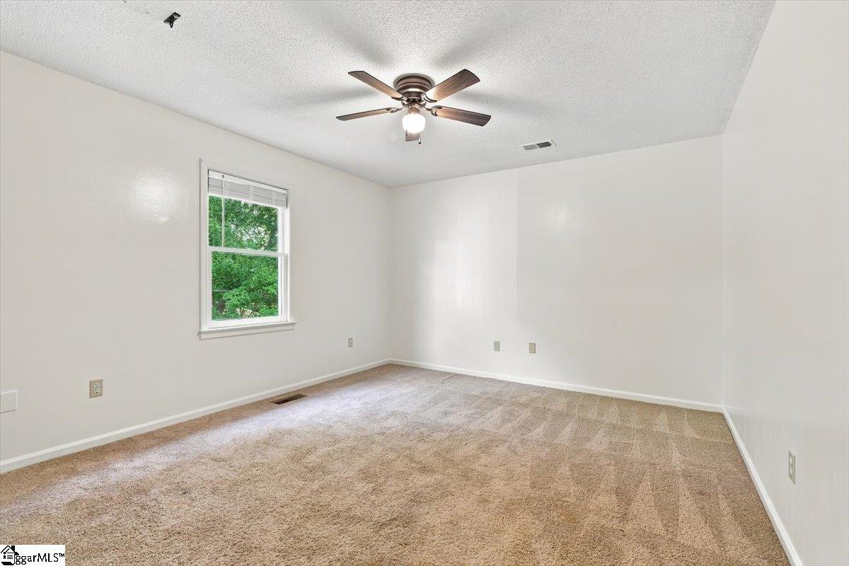 301 Mountain View Court Property Photo 26
