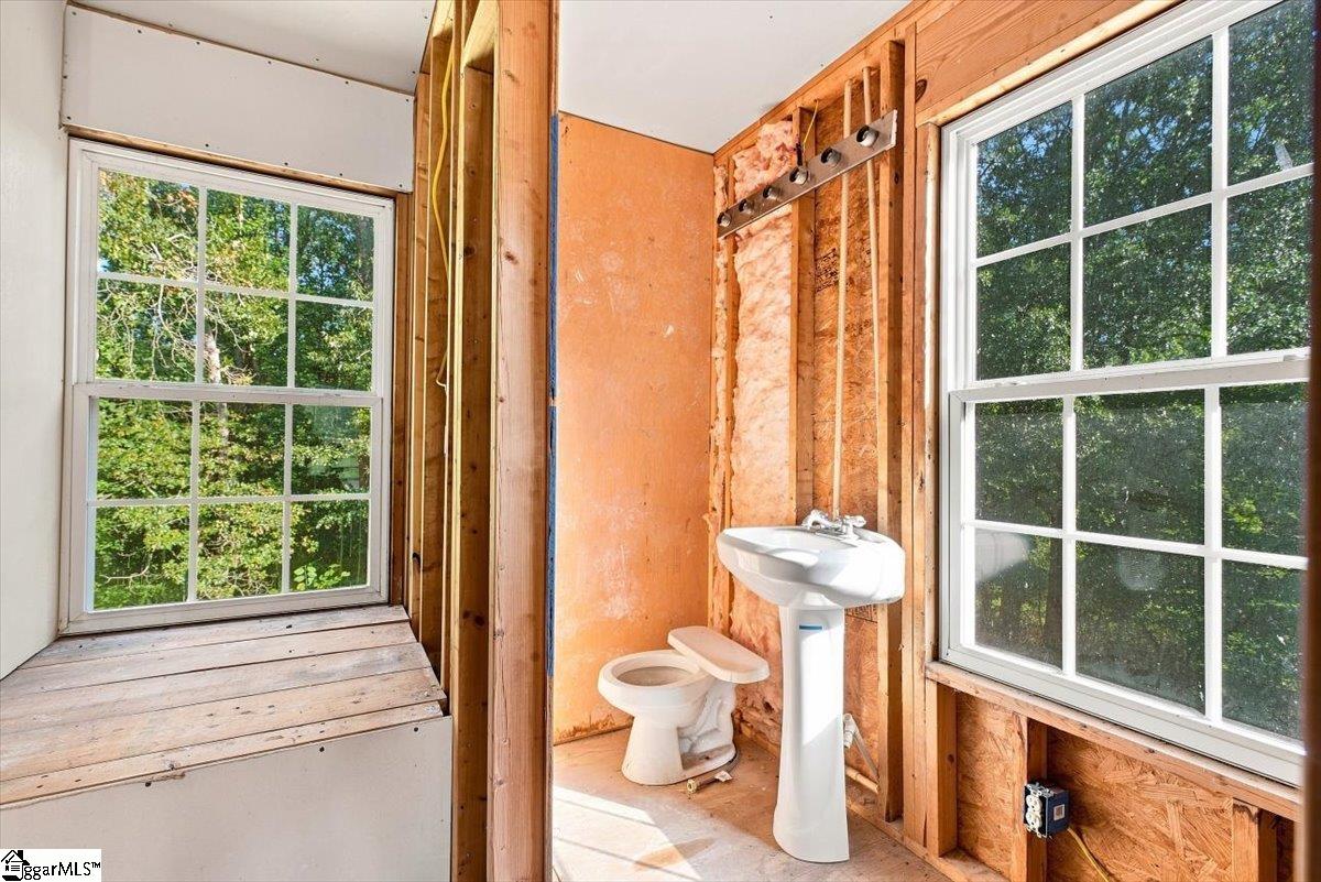 301 Mountain View Court Property Photo 28