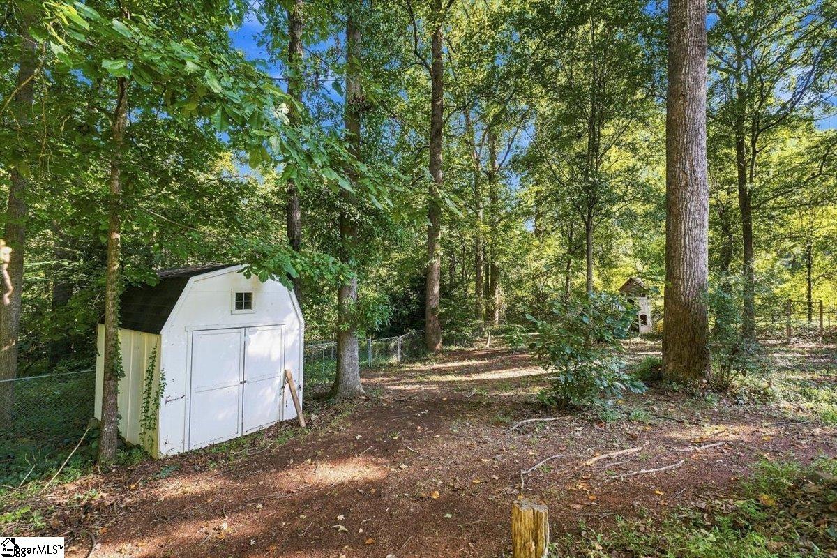 301 Mountain View Court Property Photo 30