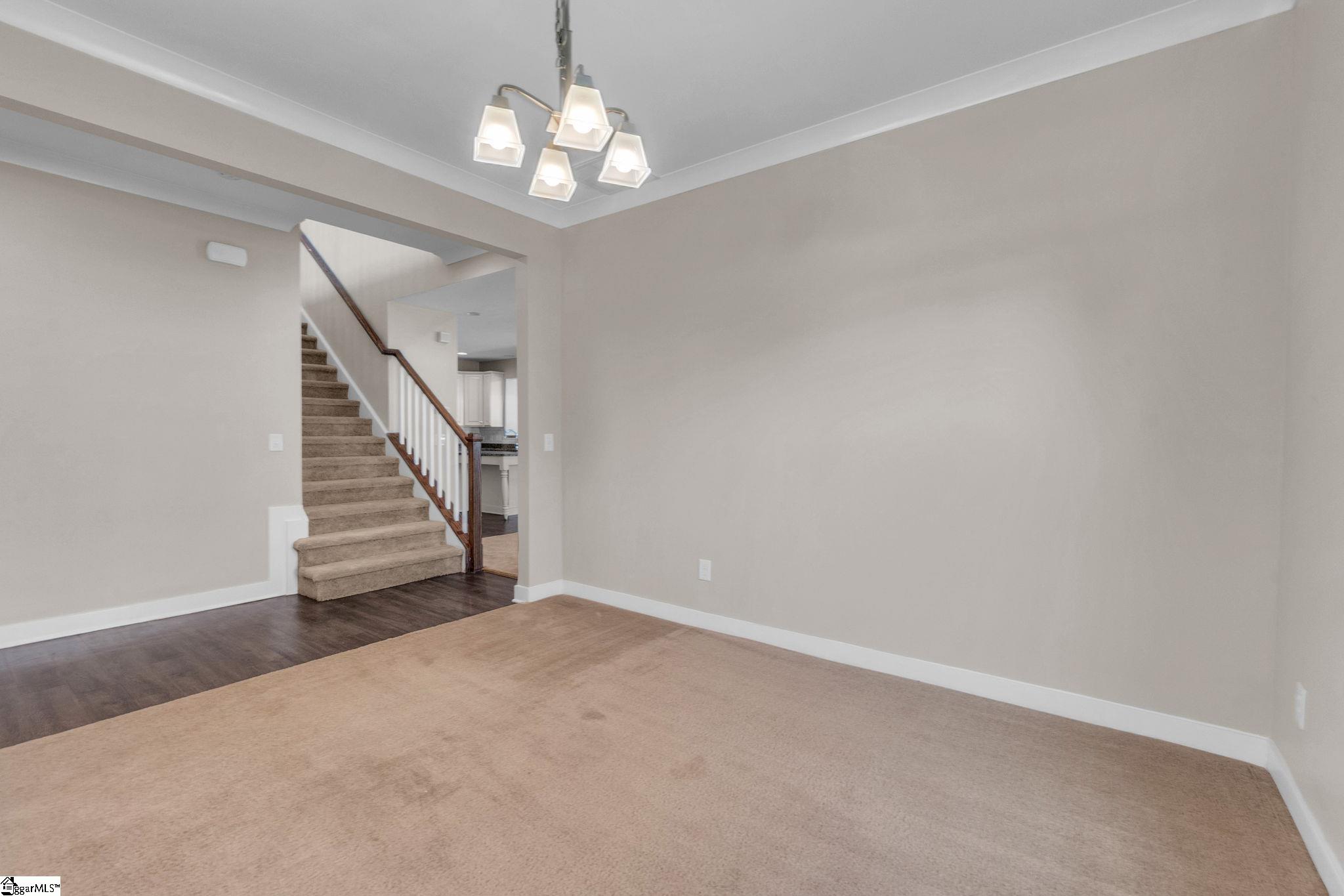 120 Thames Valley Drive Property Photo 8