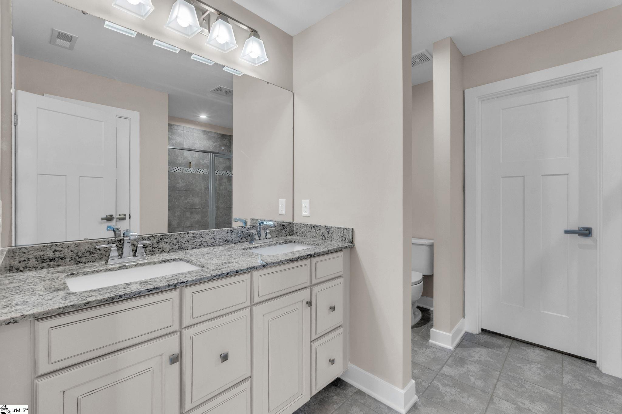 120 Thames Valley Drive Property Photo 19