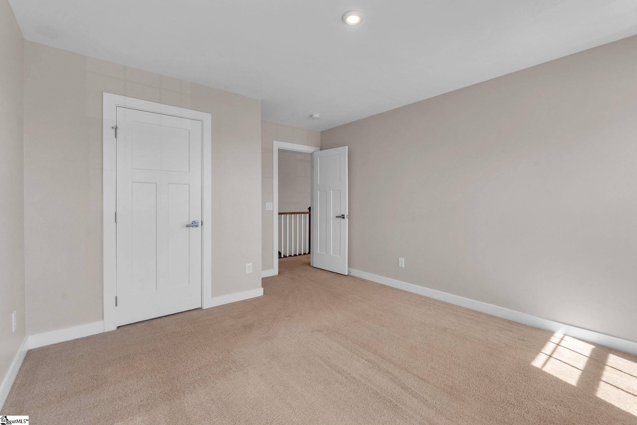 120 Thames Valley Drive Property Photo 27
