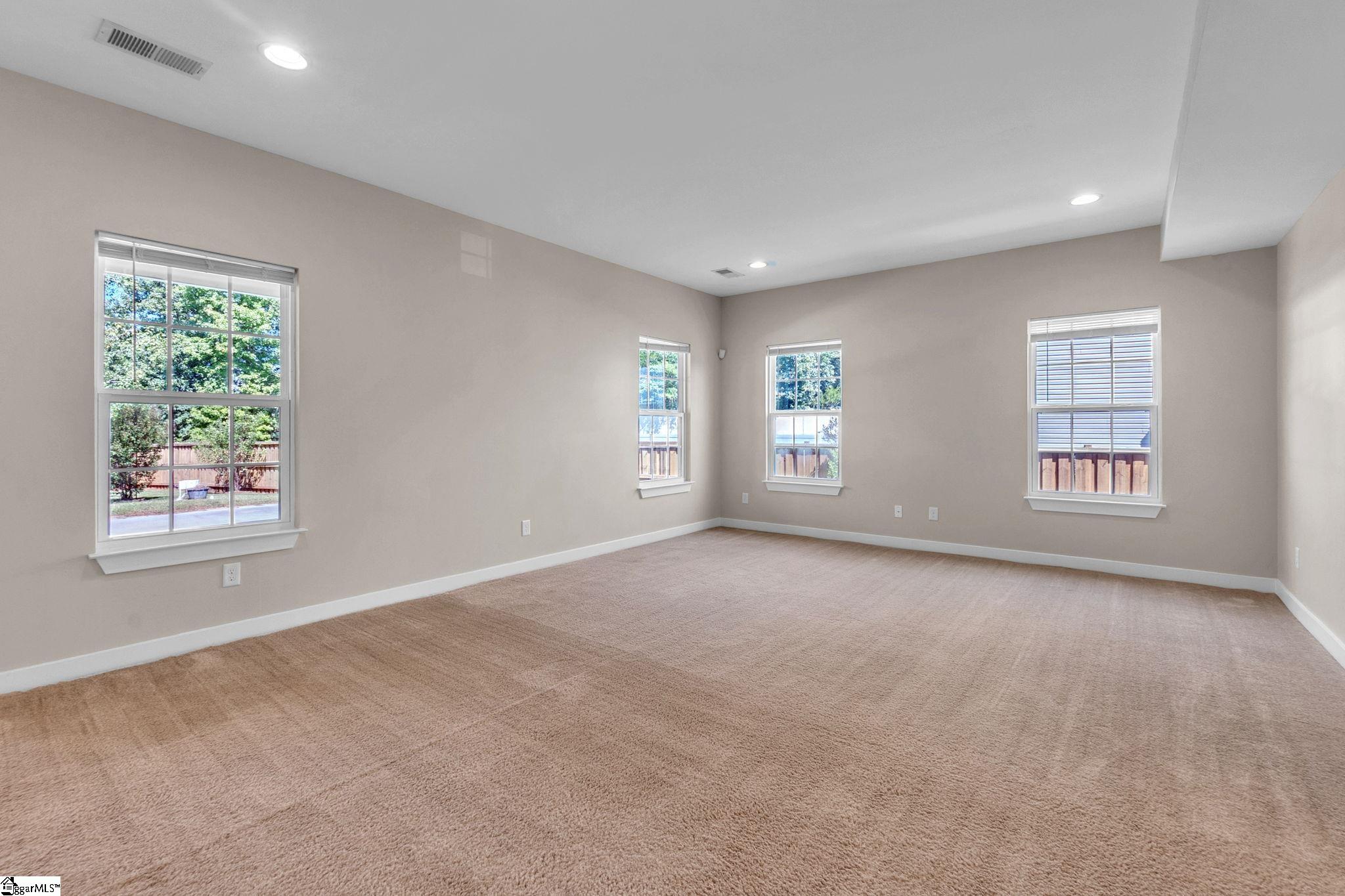 120 Thames Valley Drive Property Photo 29