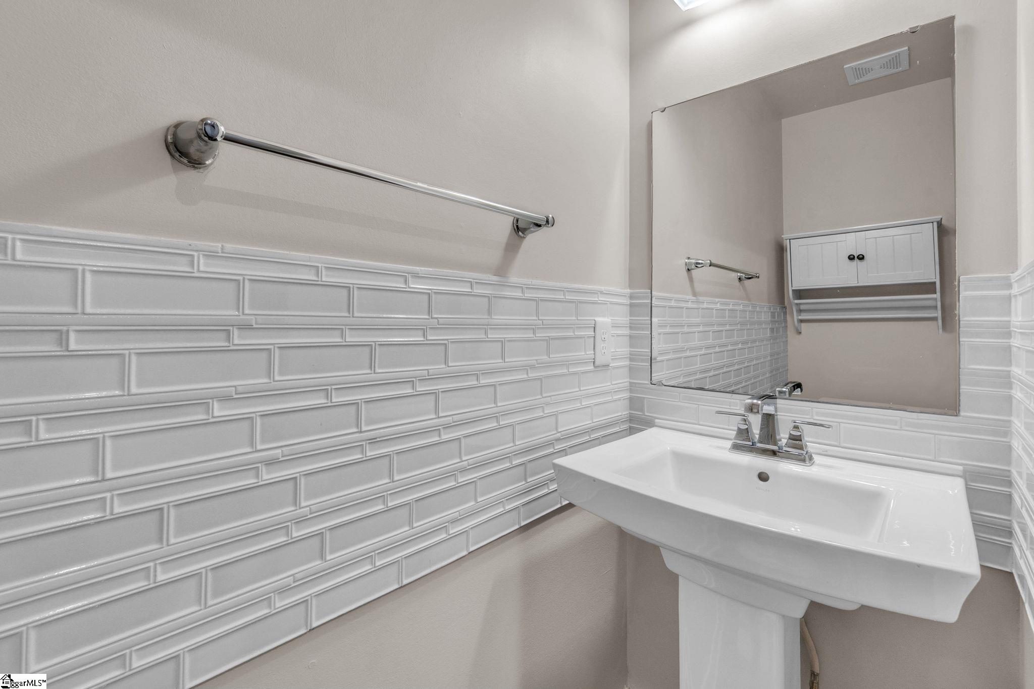 120 Thames Valley Drive Property Photo 31