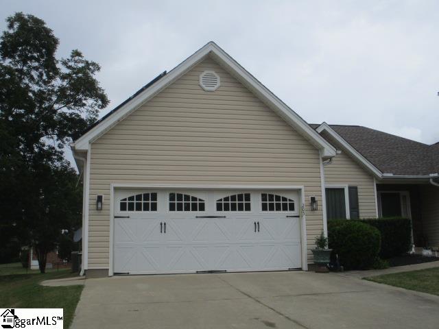 205 Fairhaven Drive Property Photo 6