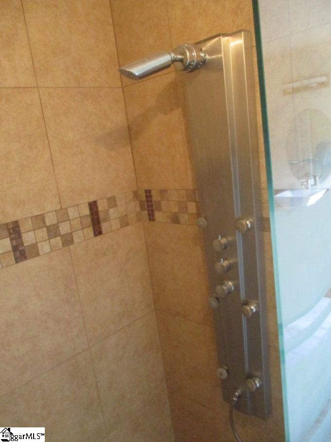 205 Fairhaven Drive Property Photo 24