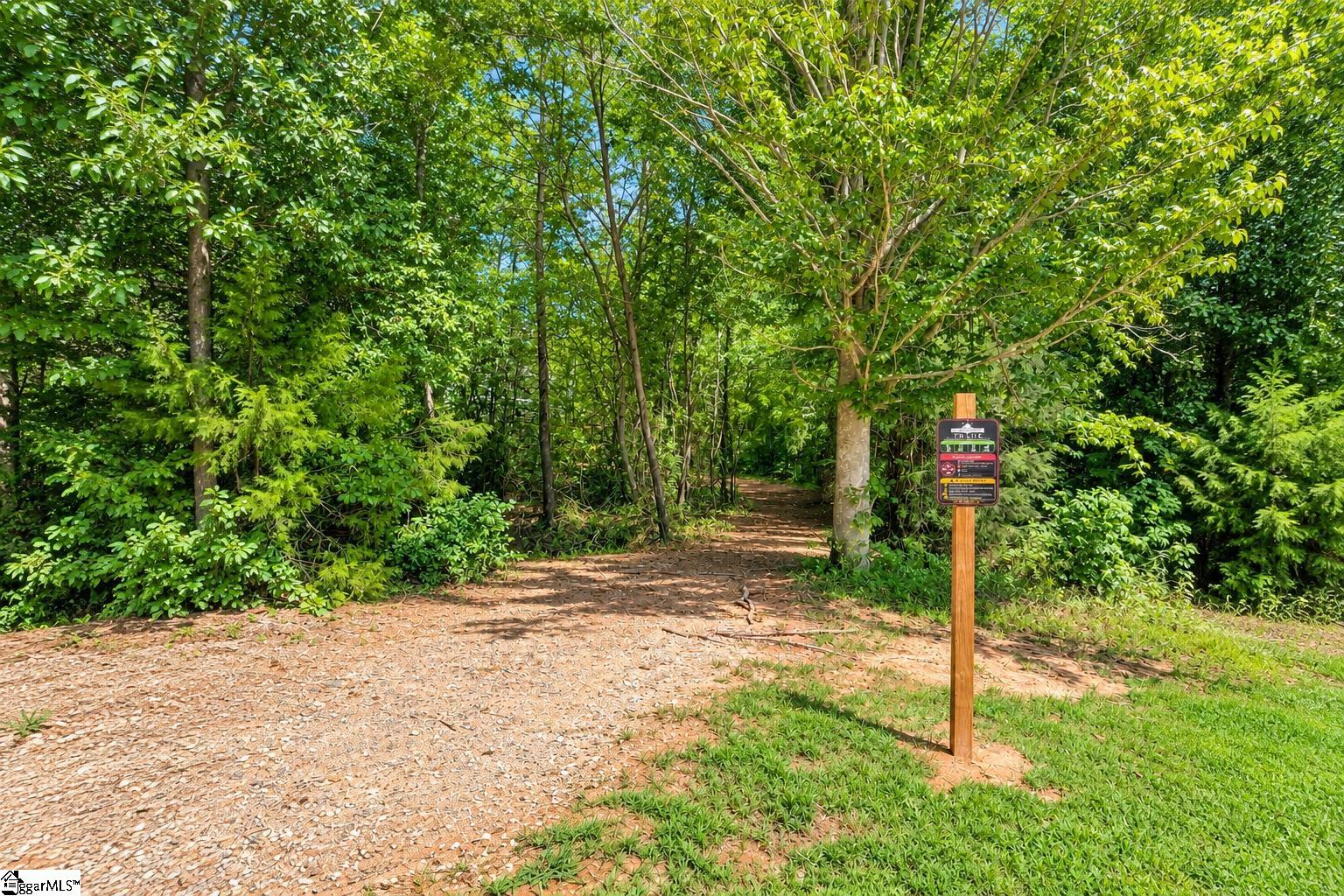 303 Saddlebred Drive Property Photo 34