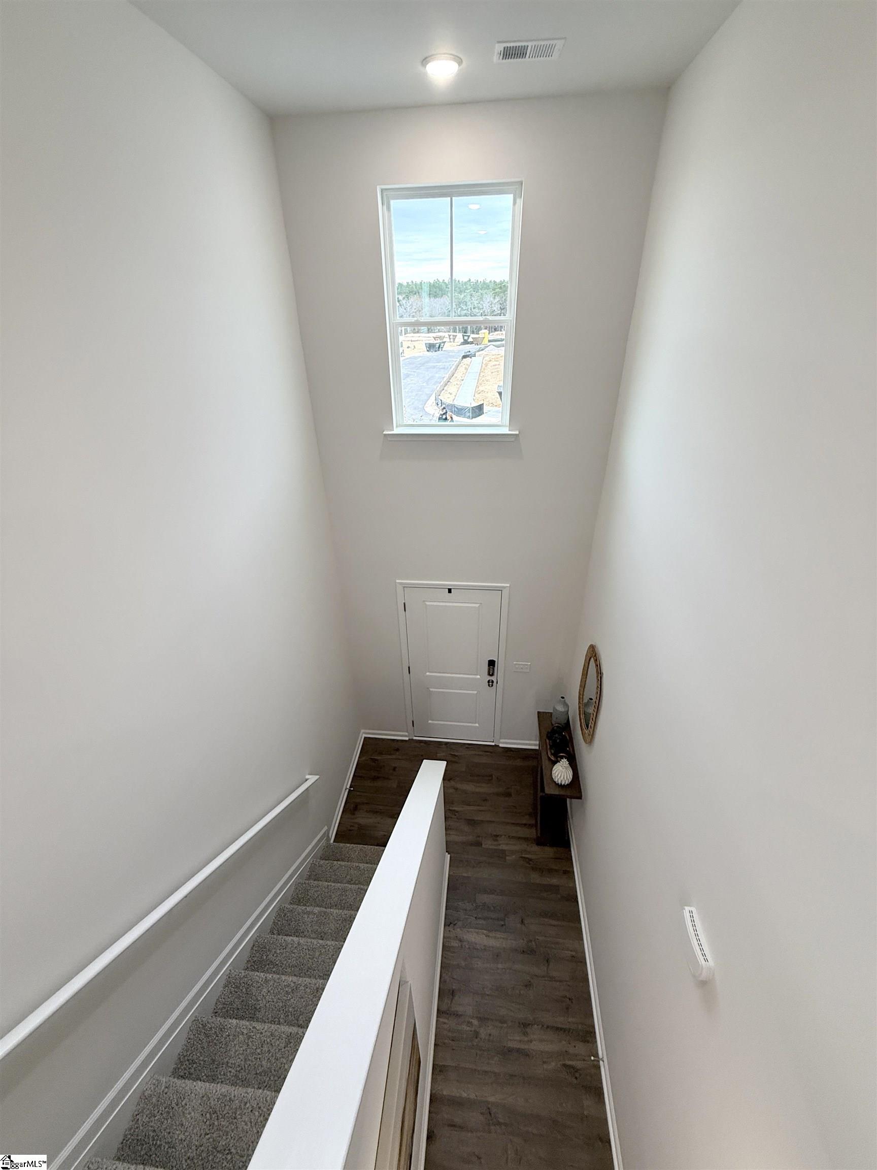 1052 Skidaway Drive Property Photo 12