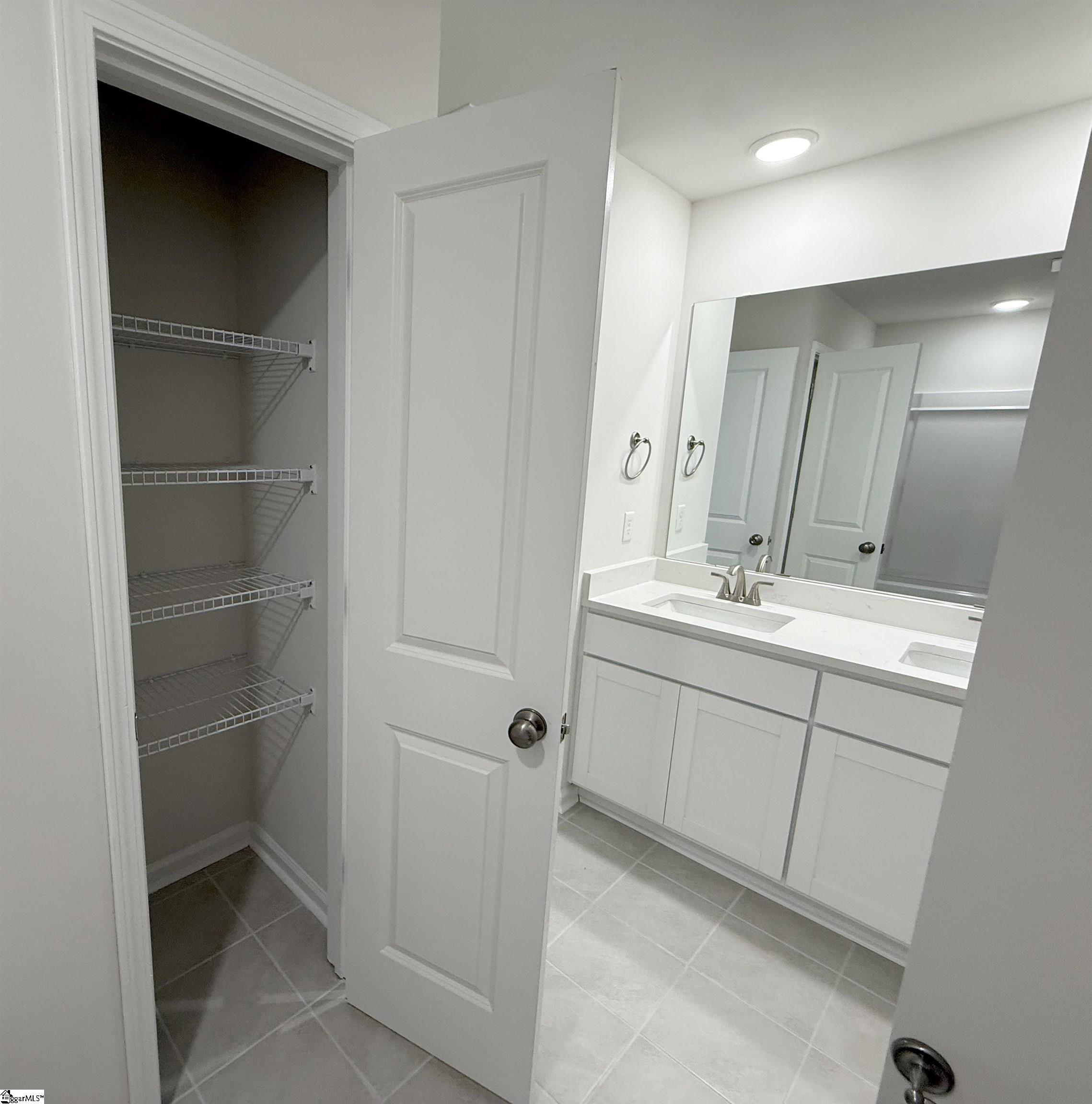 1052 Skidaway Drive Property Photo 14
