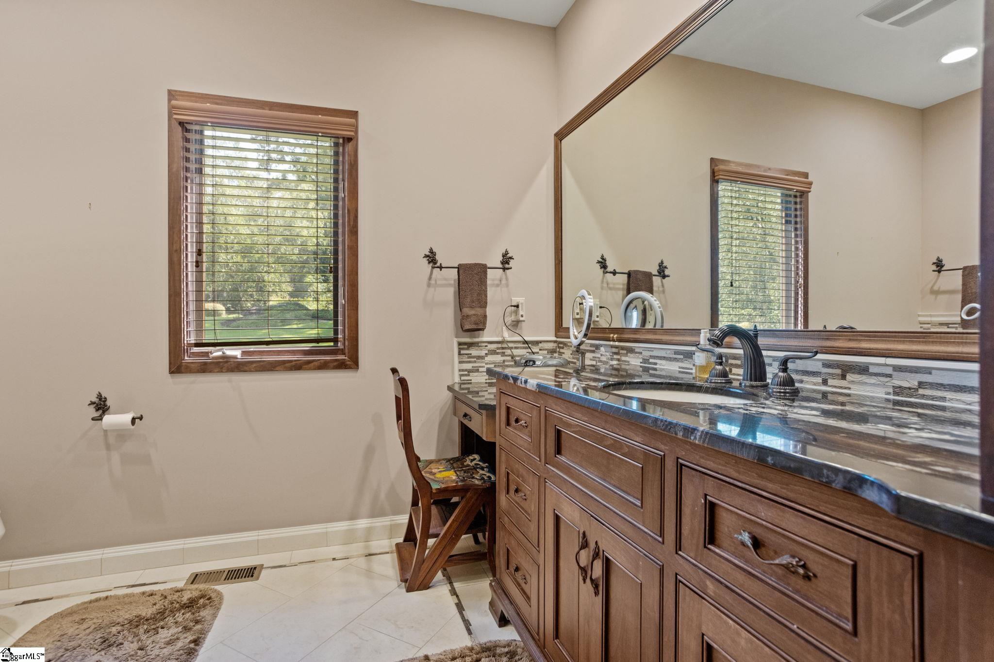 19 Crown Ridge Road Property Photo 15
