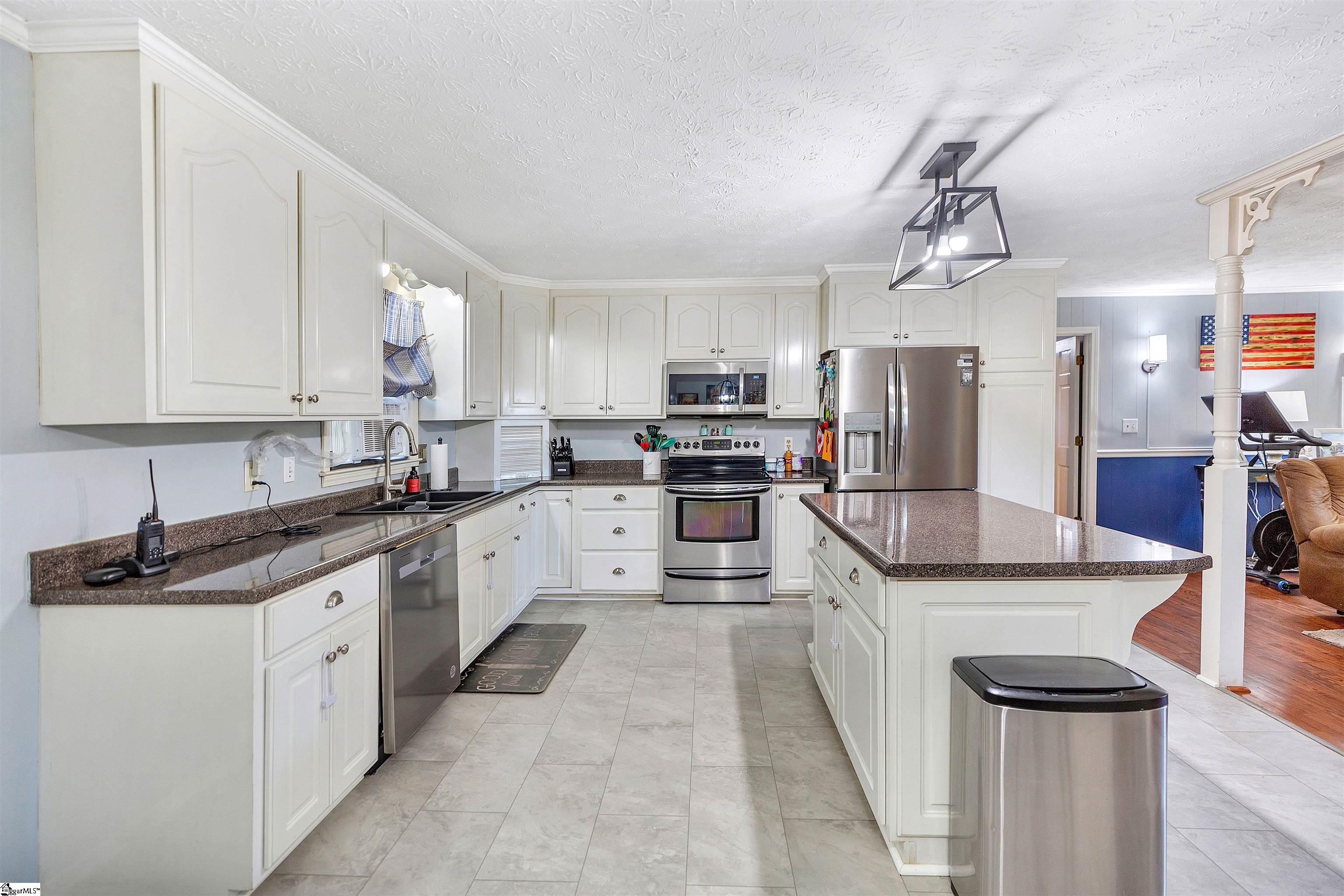 411 Van Martin Road Property Photo 9