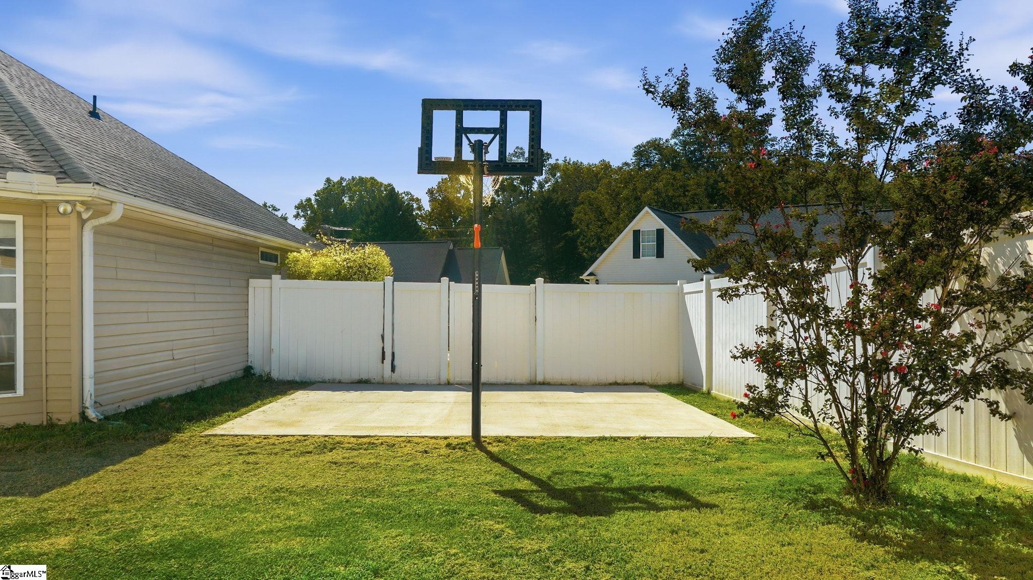 145 Lauren Wood Circle Property Photo 34
