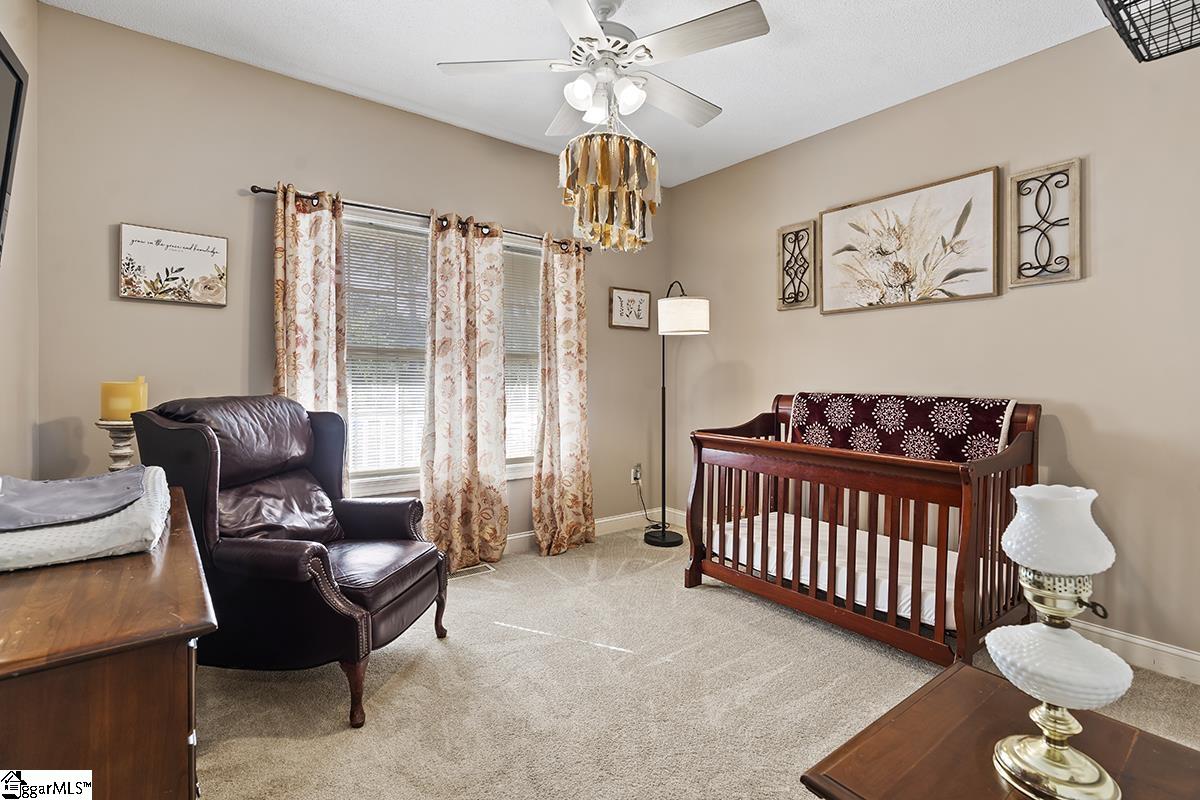317 Green Oaks Rd Property Photo 11