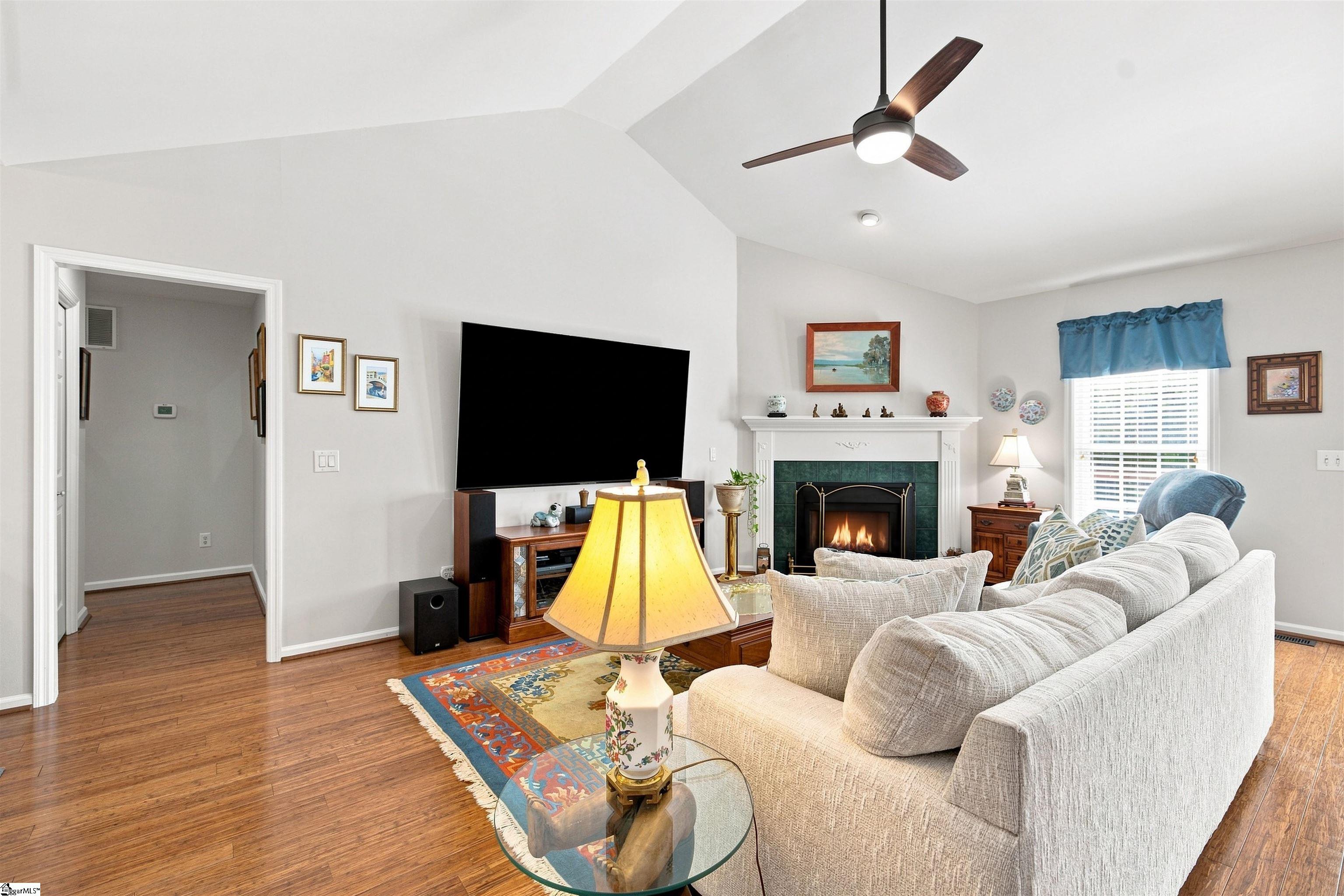 109 Ridge Pointe Property Photo 6