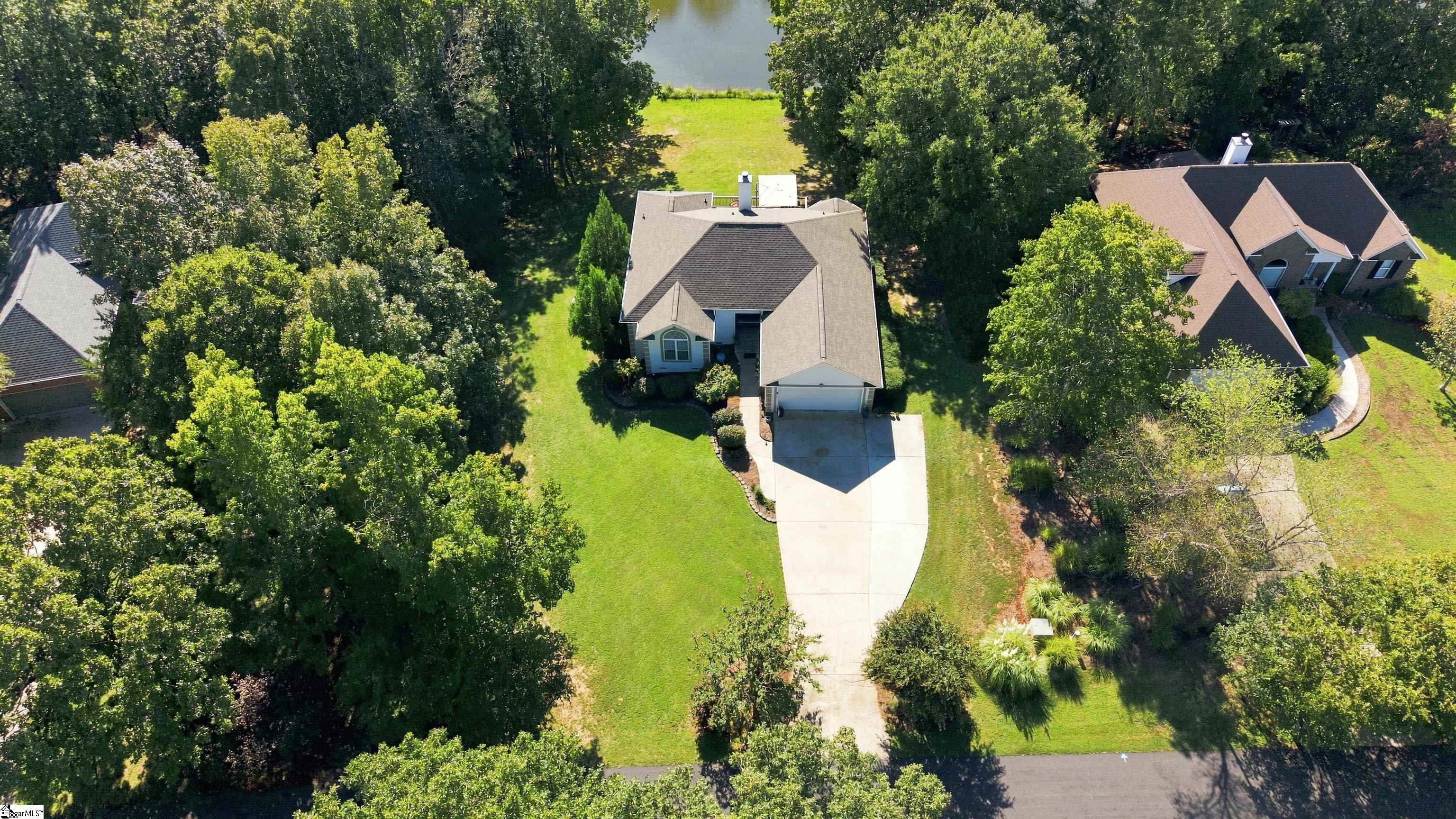 109 Ridge Pointe Property Photo 33