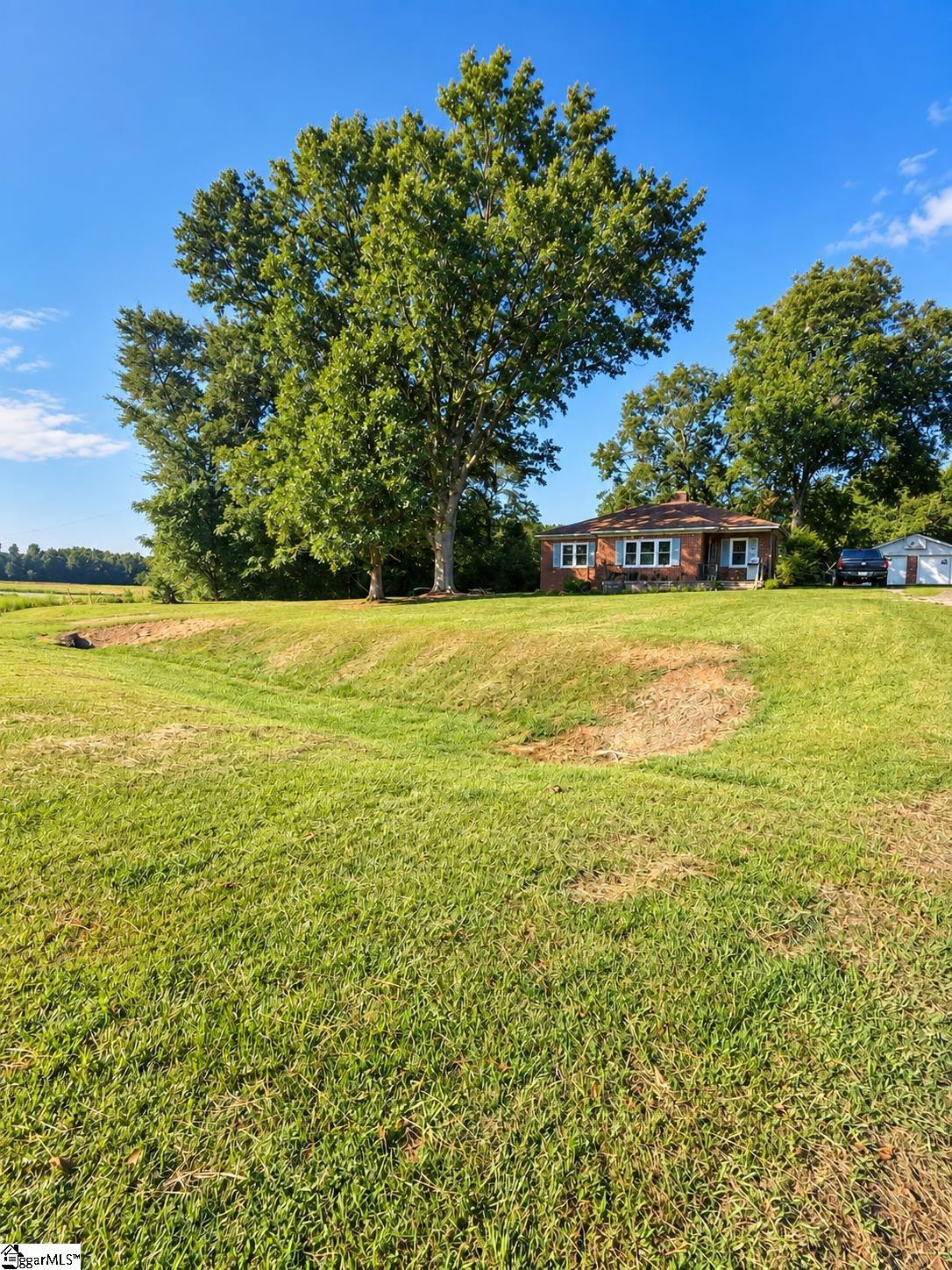 17924 Highway 25 Property Photo 1