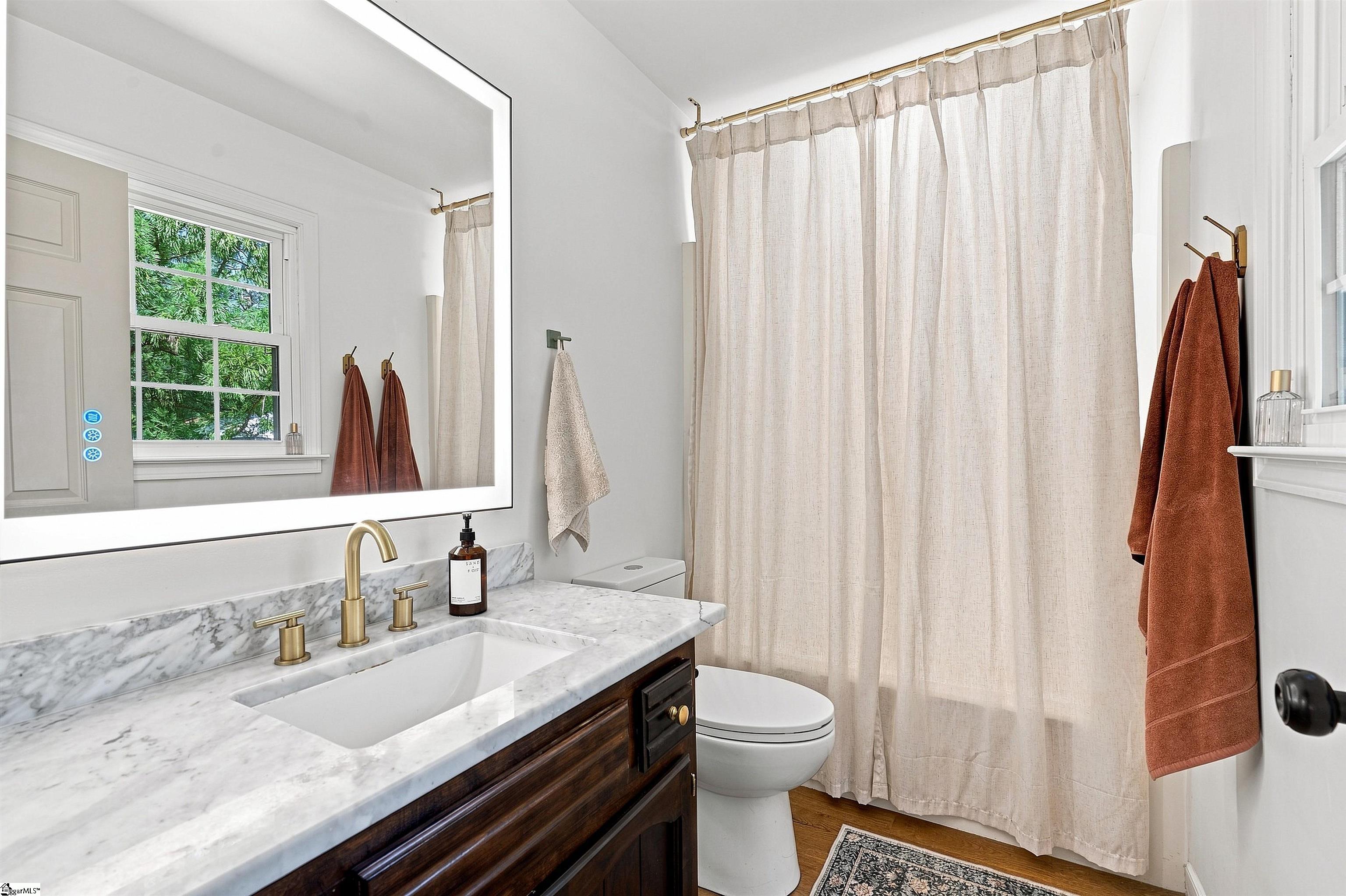 109 Stonehenge Court Property Photo 20