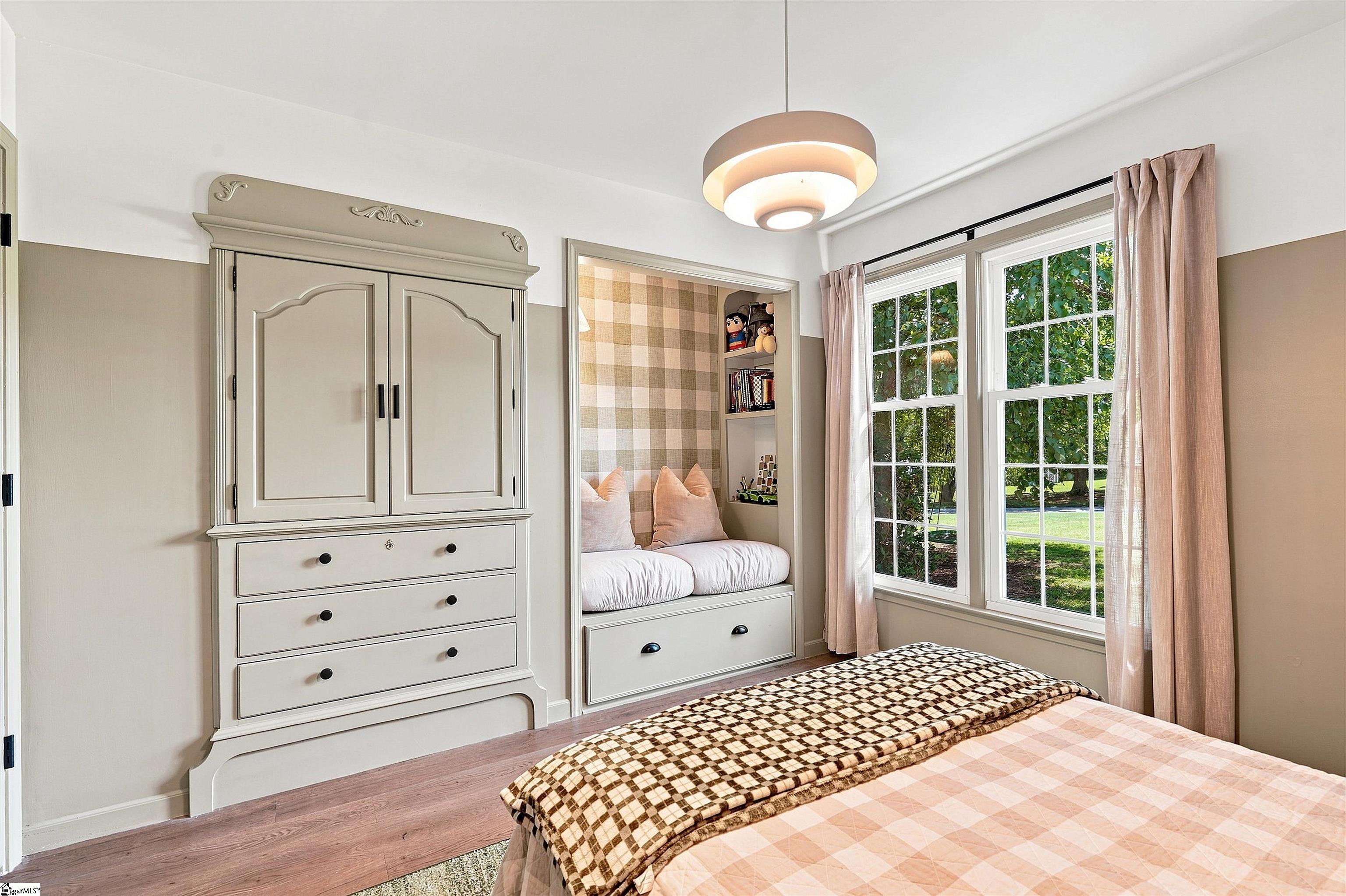 109 Stonehenge Court Property Photo 23
