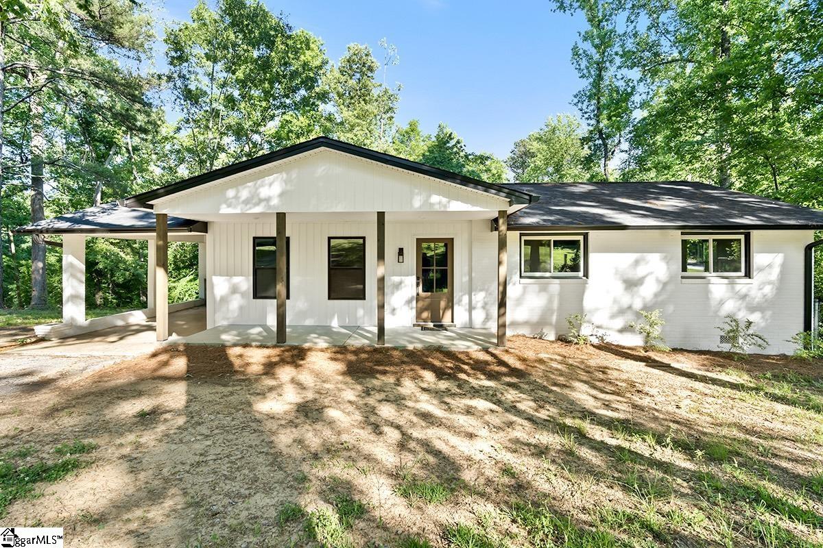 407 Beechwood Circle Property Photo 1
