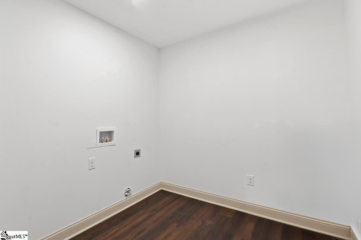 407 Beechwood Circle Property Photo 10