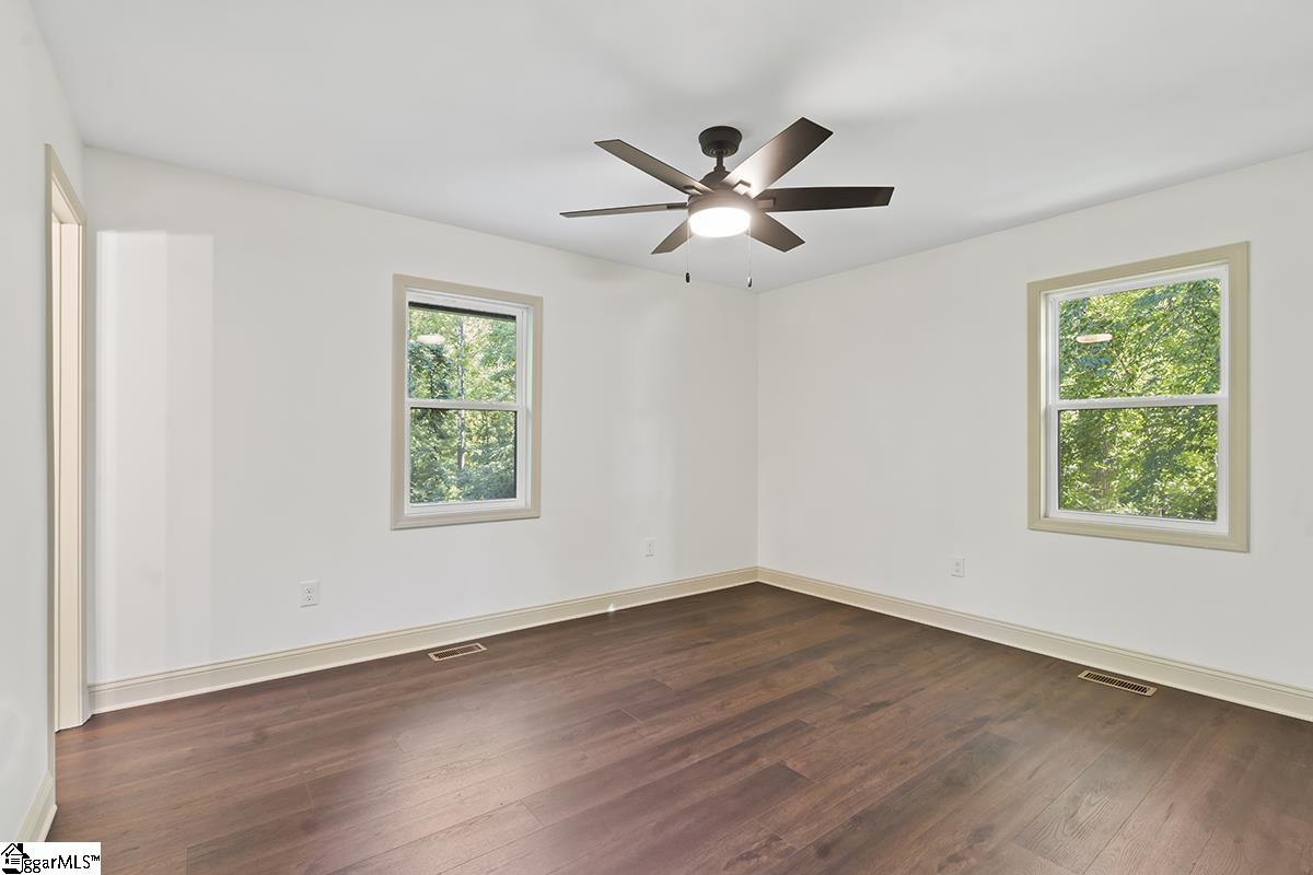 407 Beechwood Circle Property Photo 11