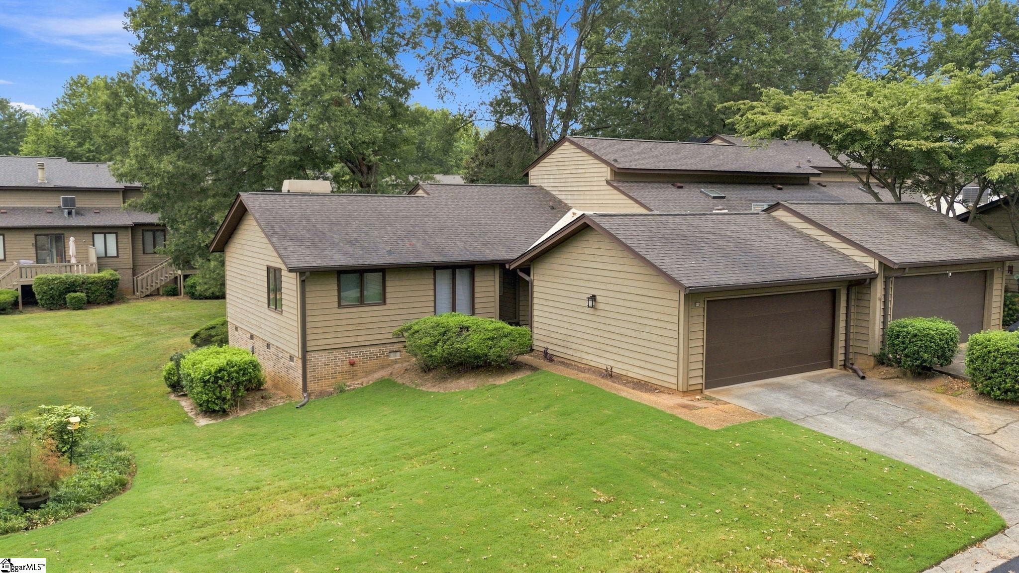 133 Tanager Circle Property Photo 5