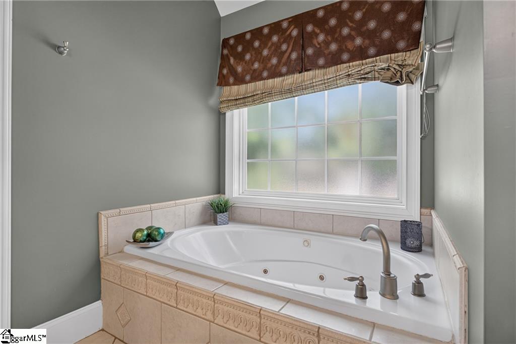 107 Rivendell Drive Property Photo 18