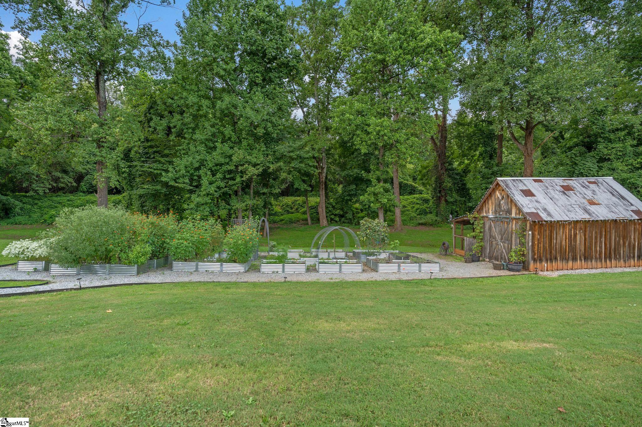 207 Blockhouse Road Property Photo 41