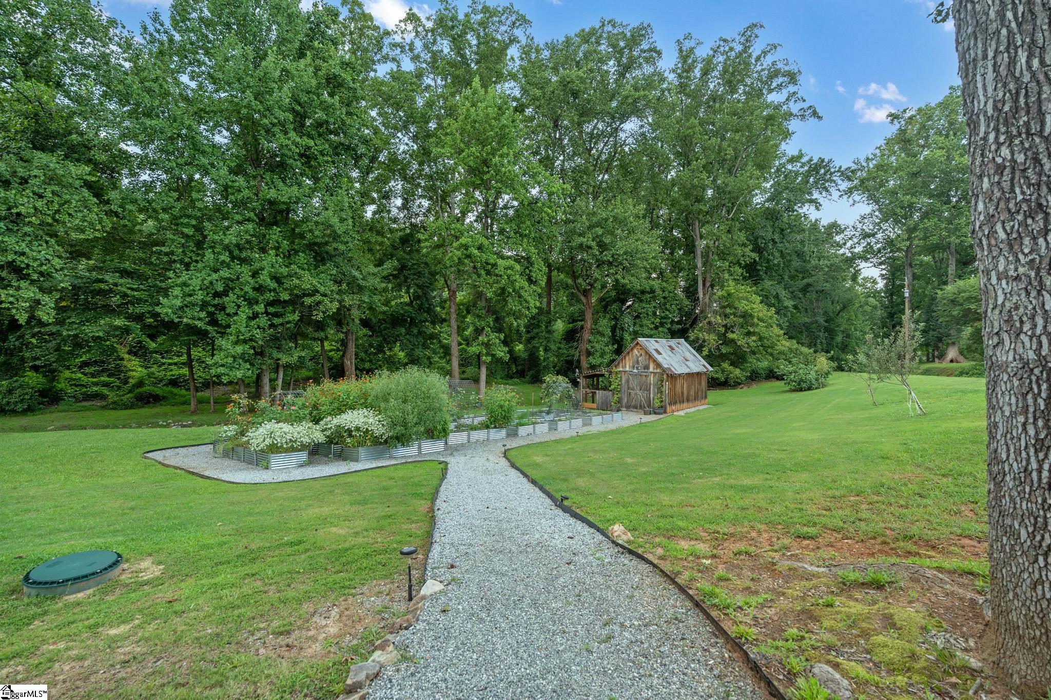 207 Blockhouse Road Property Photo 43